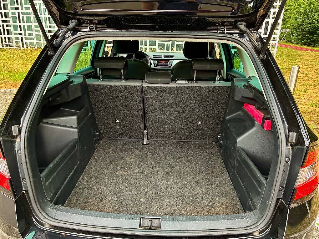 SKODA FABIA-image-3