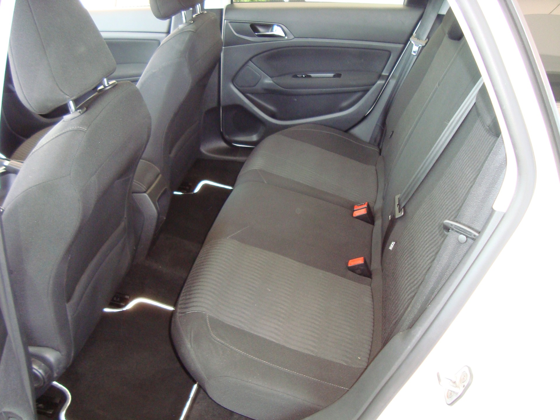 PEUGEOT 308 SW 1.2 THP Féline-image-8