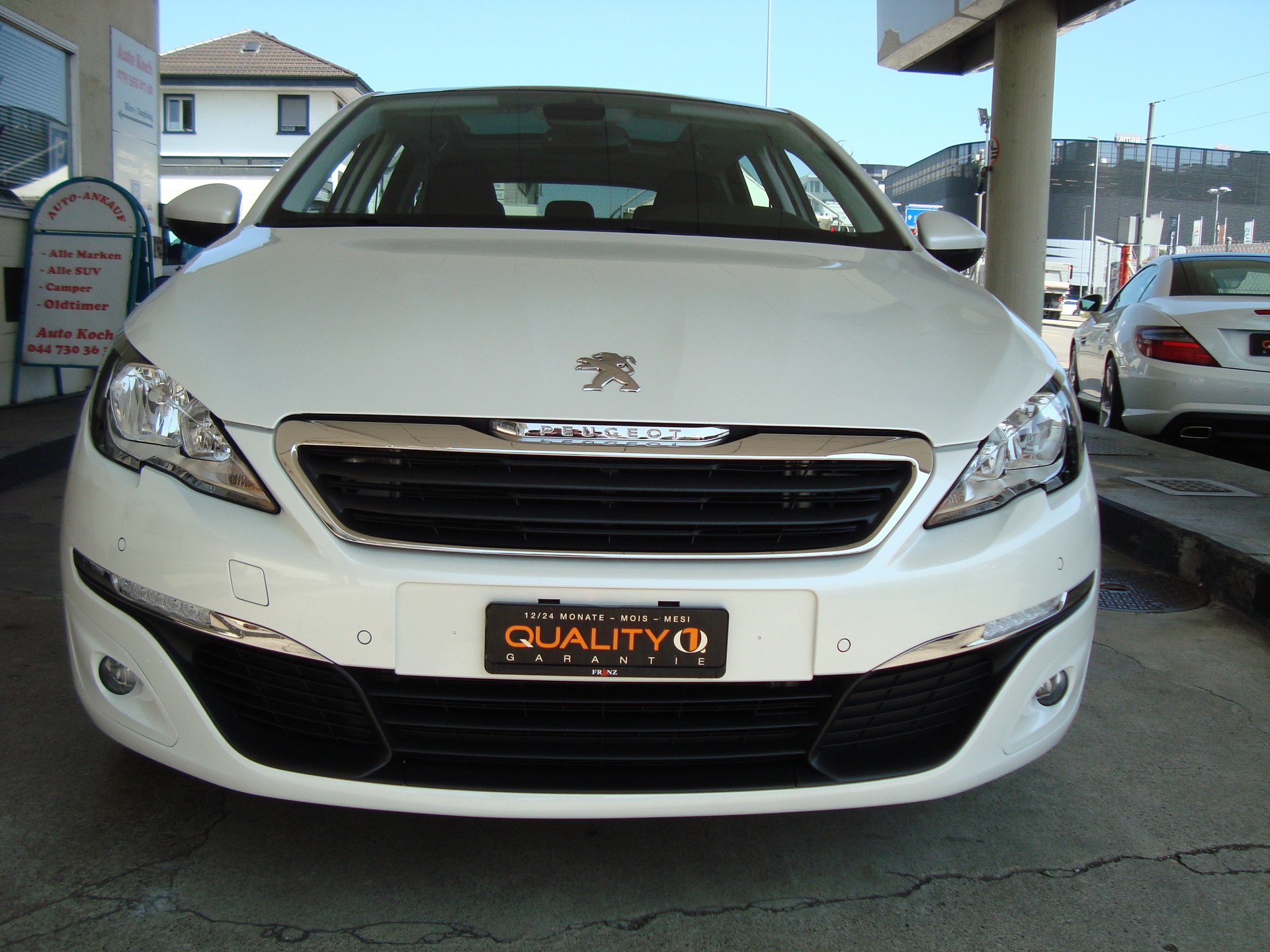 PEUGEOT 308 SW 1.2 THP Féline-image-1