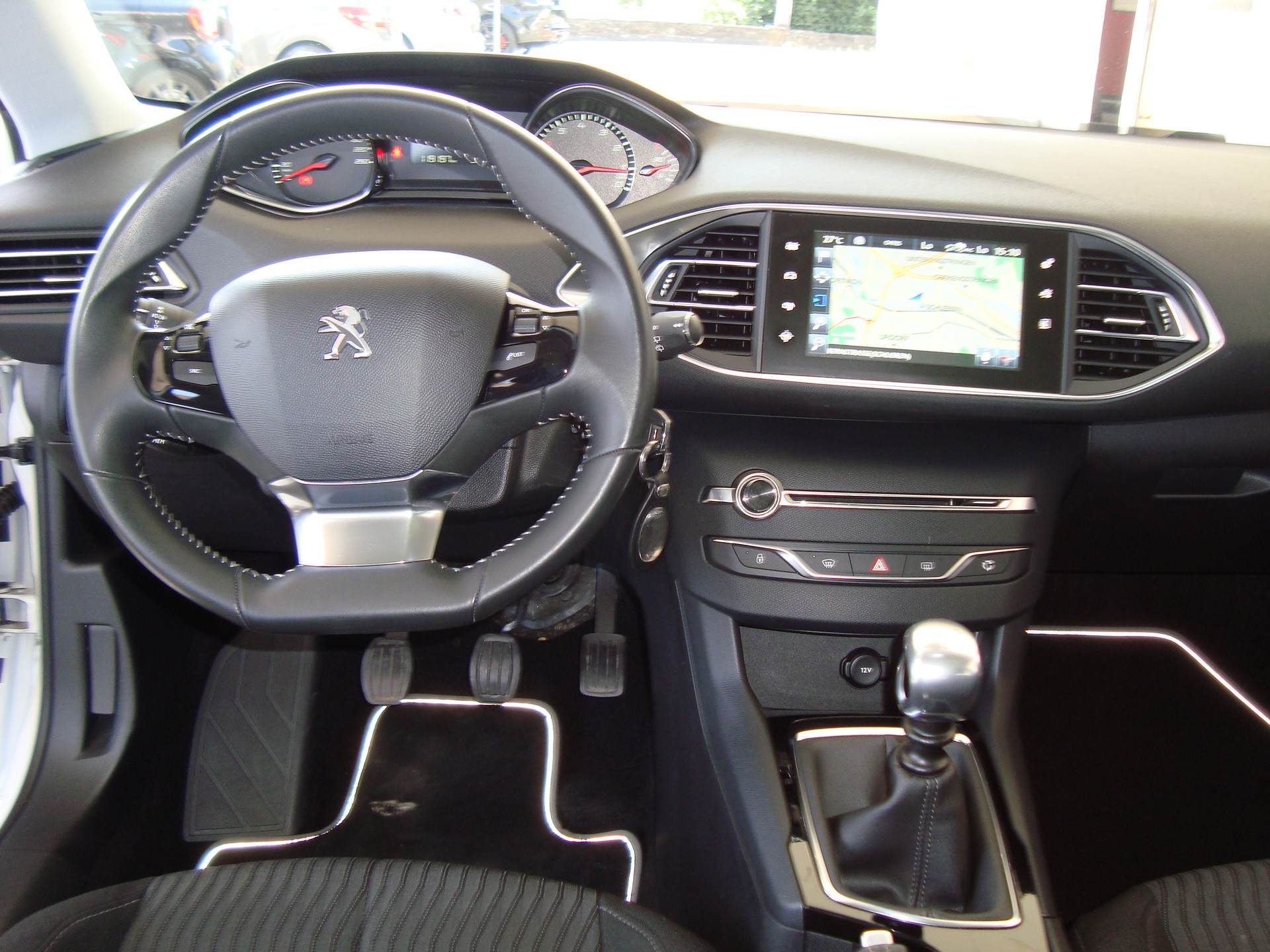 PEUGEOT 308 SW 1.2 THP Féline-image-7