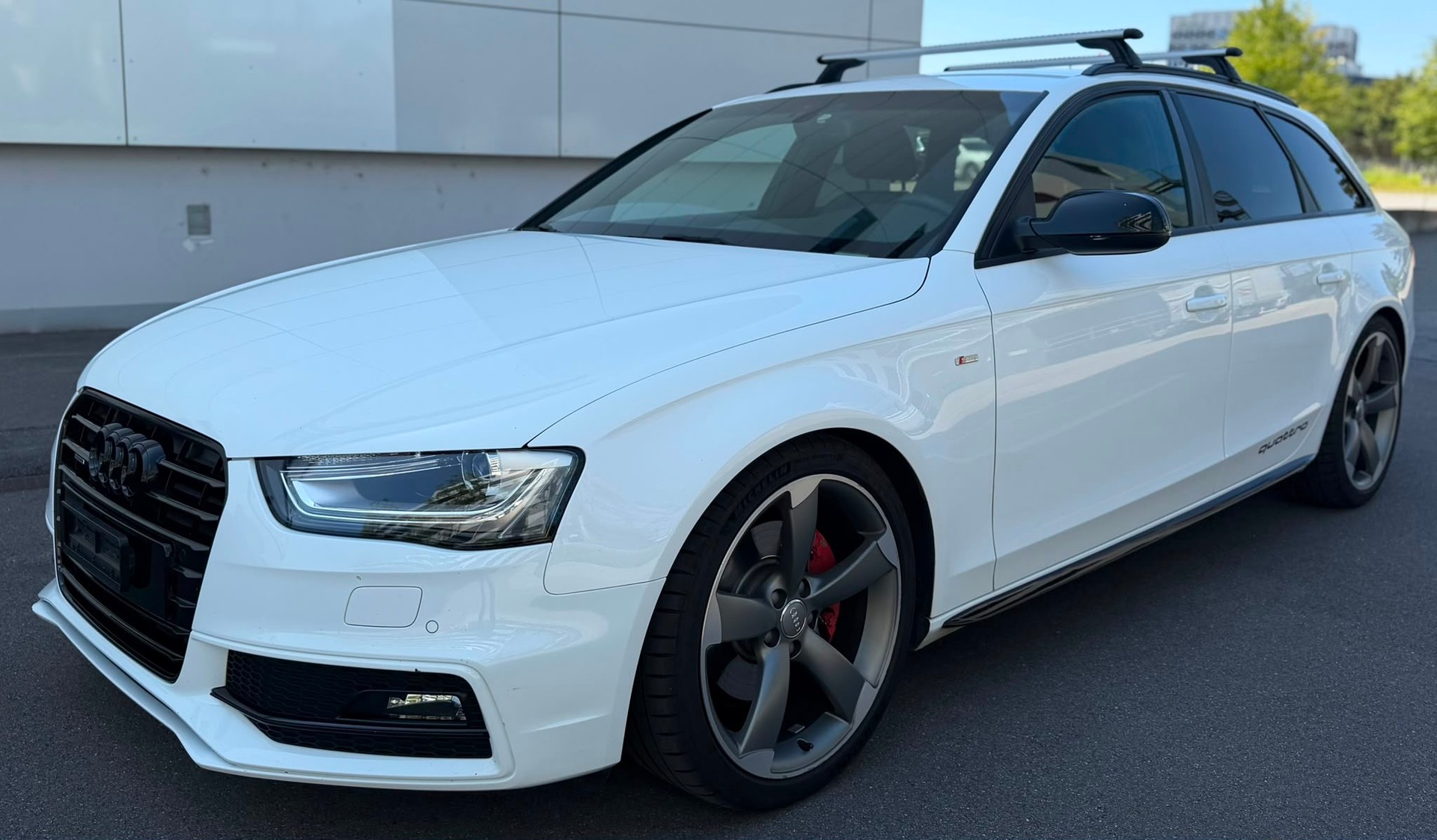 AUDI A4 Avant 3.0 TDI quattro S-tronic-image-0