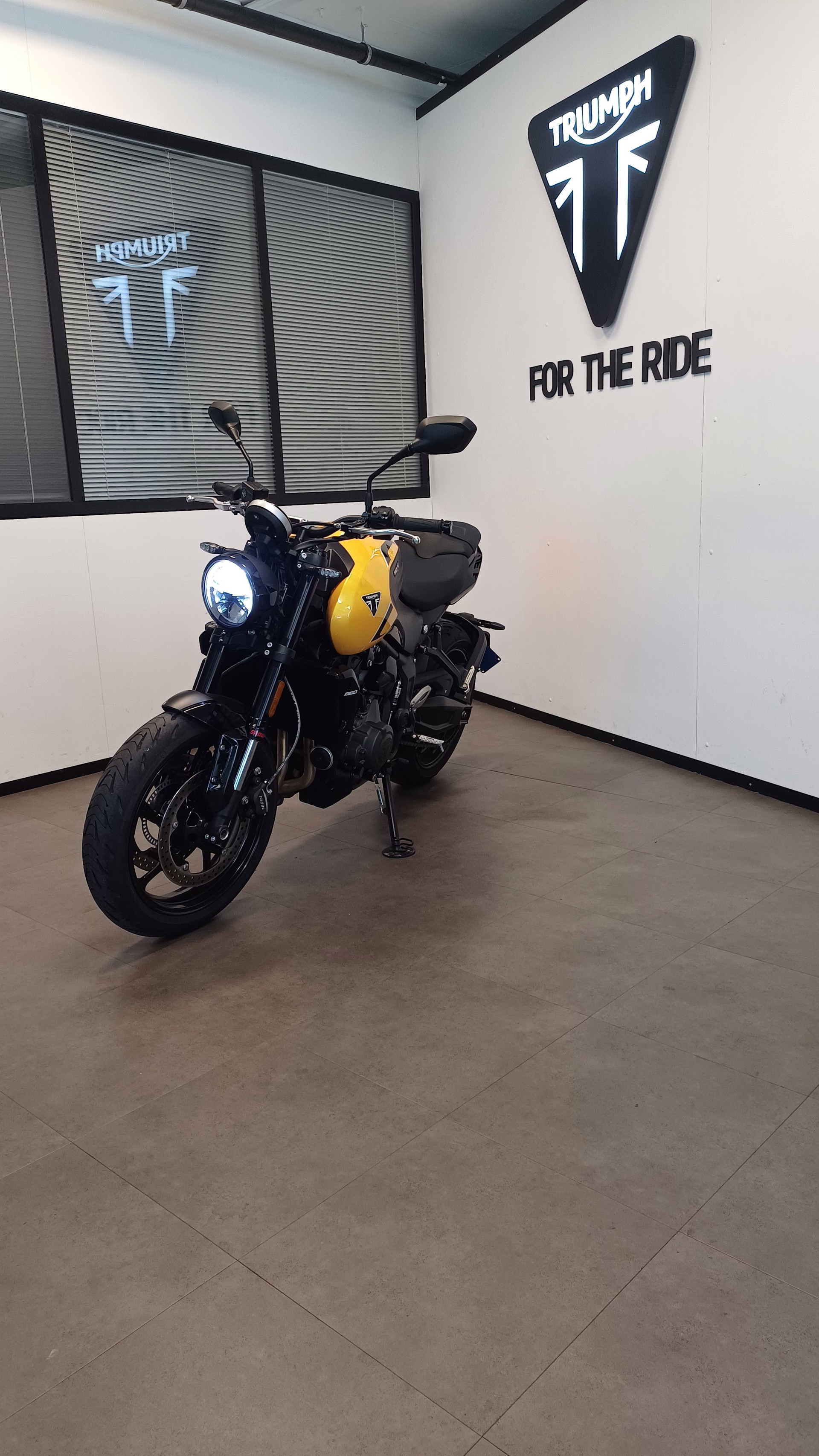 TRIUMPH Trident 660 35KW-image-3