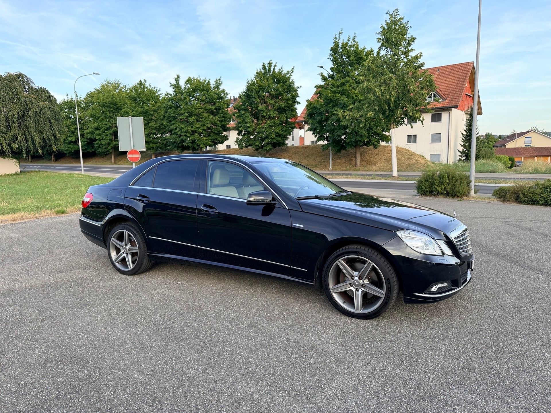 MERCEDES-BENZ E 350 CGI BlueEfficiency Elégance 7G-Tronic-image-6