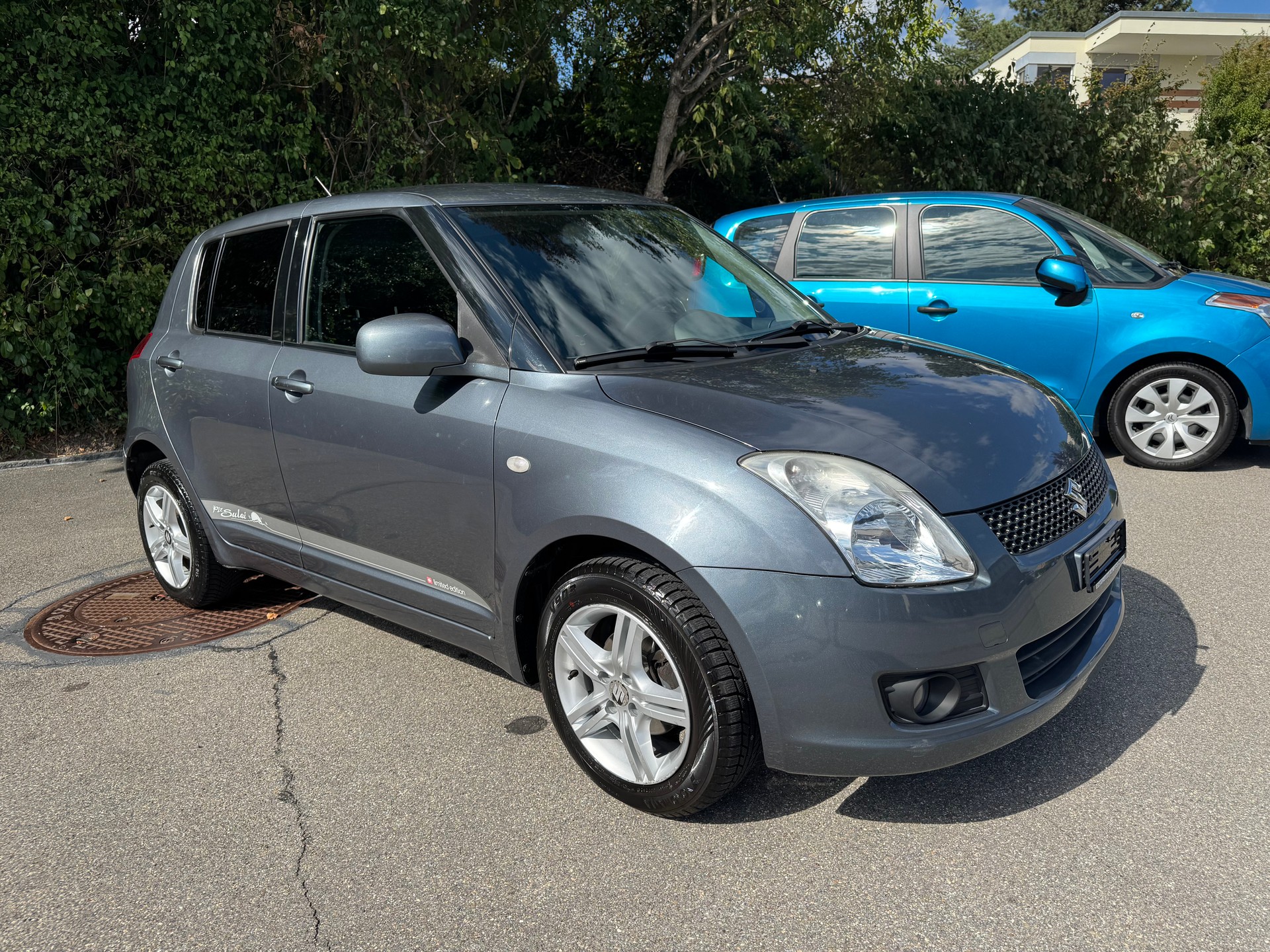 SUZUKI Swift 1.3i 16V GL Top Piz Sulai LE 4x4-image-0