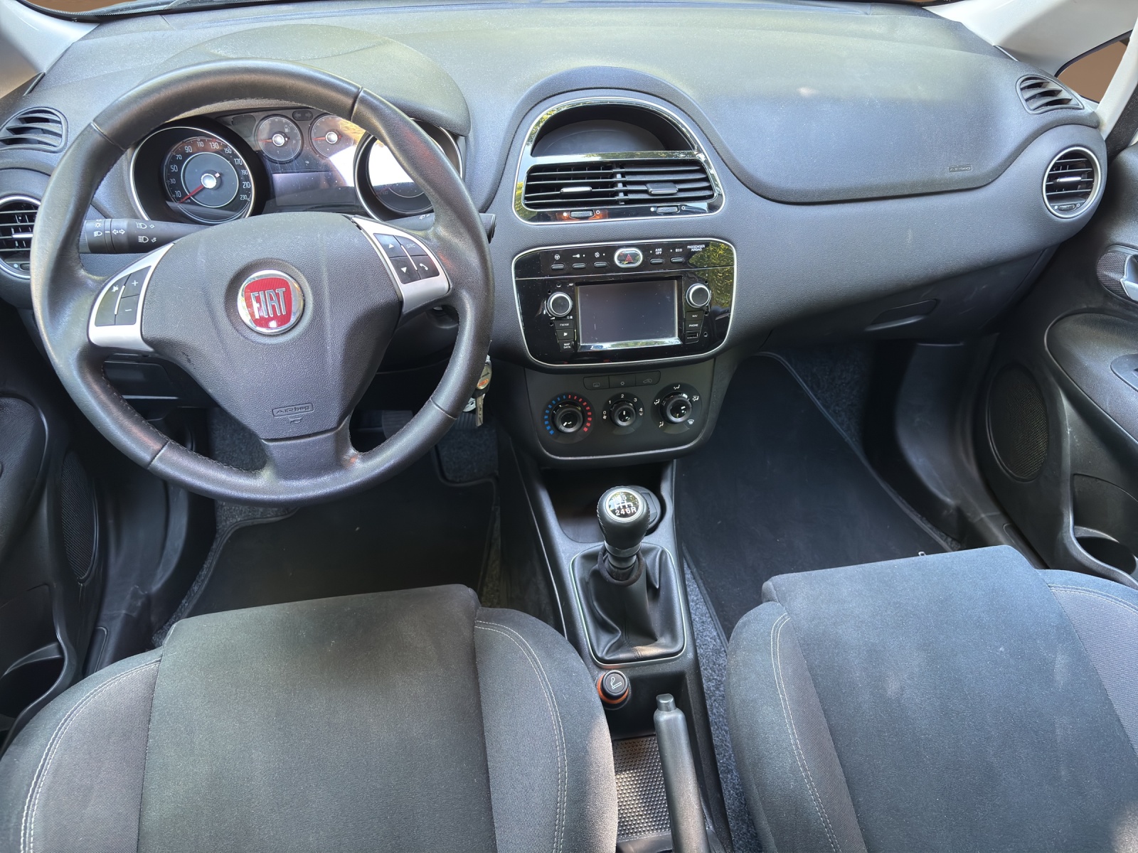 FIAT Punto 0.9 Twinair MYSTYLE-image-6