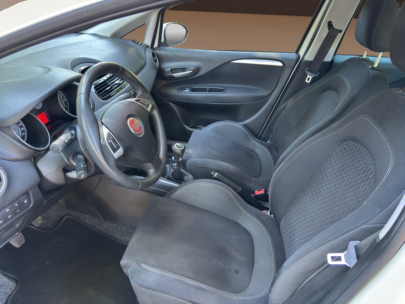 FIAT Punto 0.9 Twinair MYSTYLE-image-5