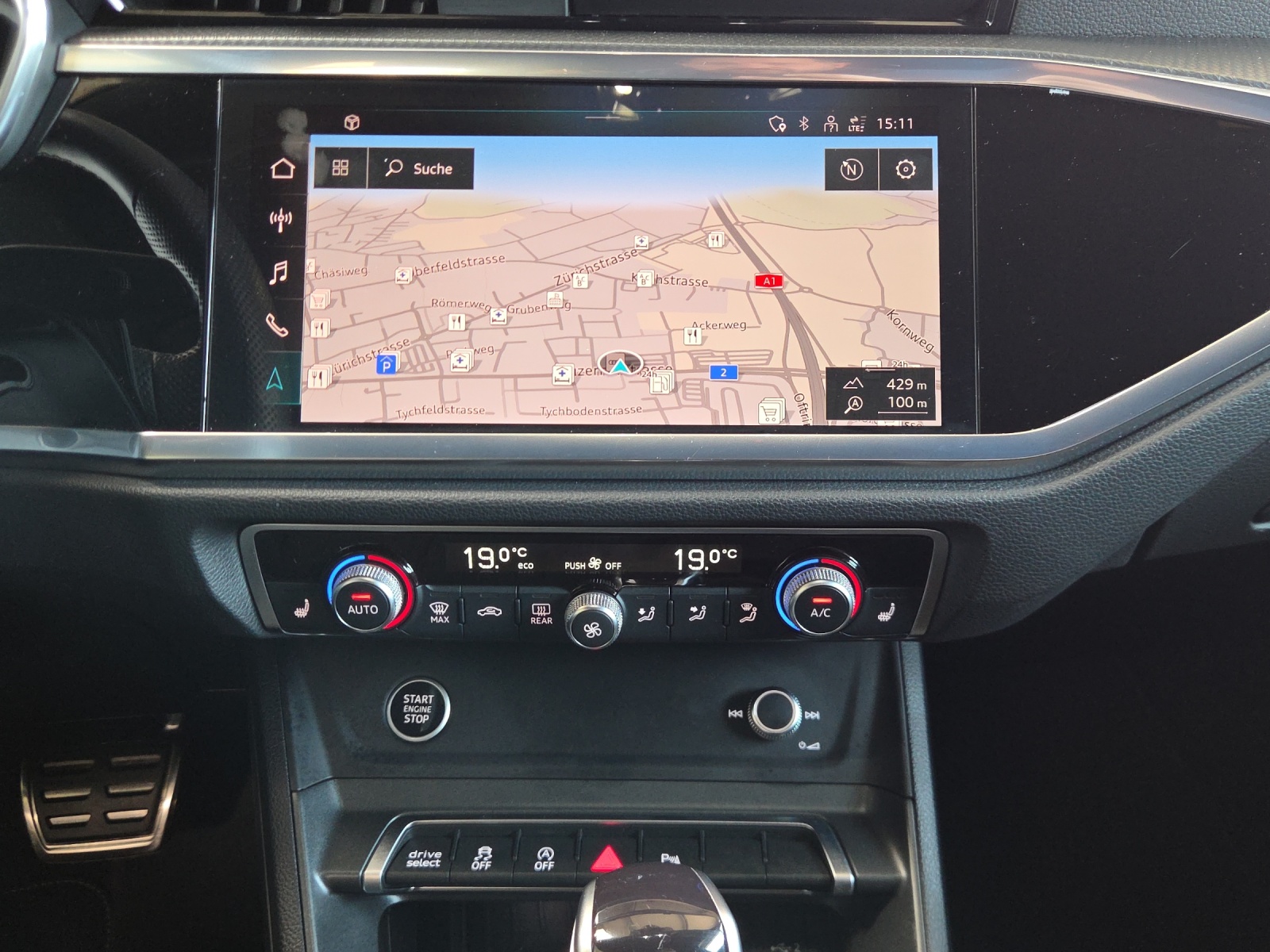 AUDI Q3 Sportback 35 TFSI S line Attraction S-tronic-image-9