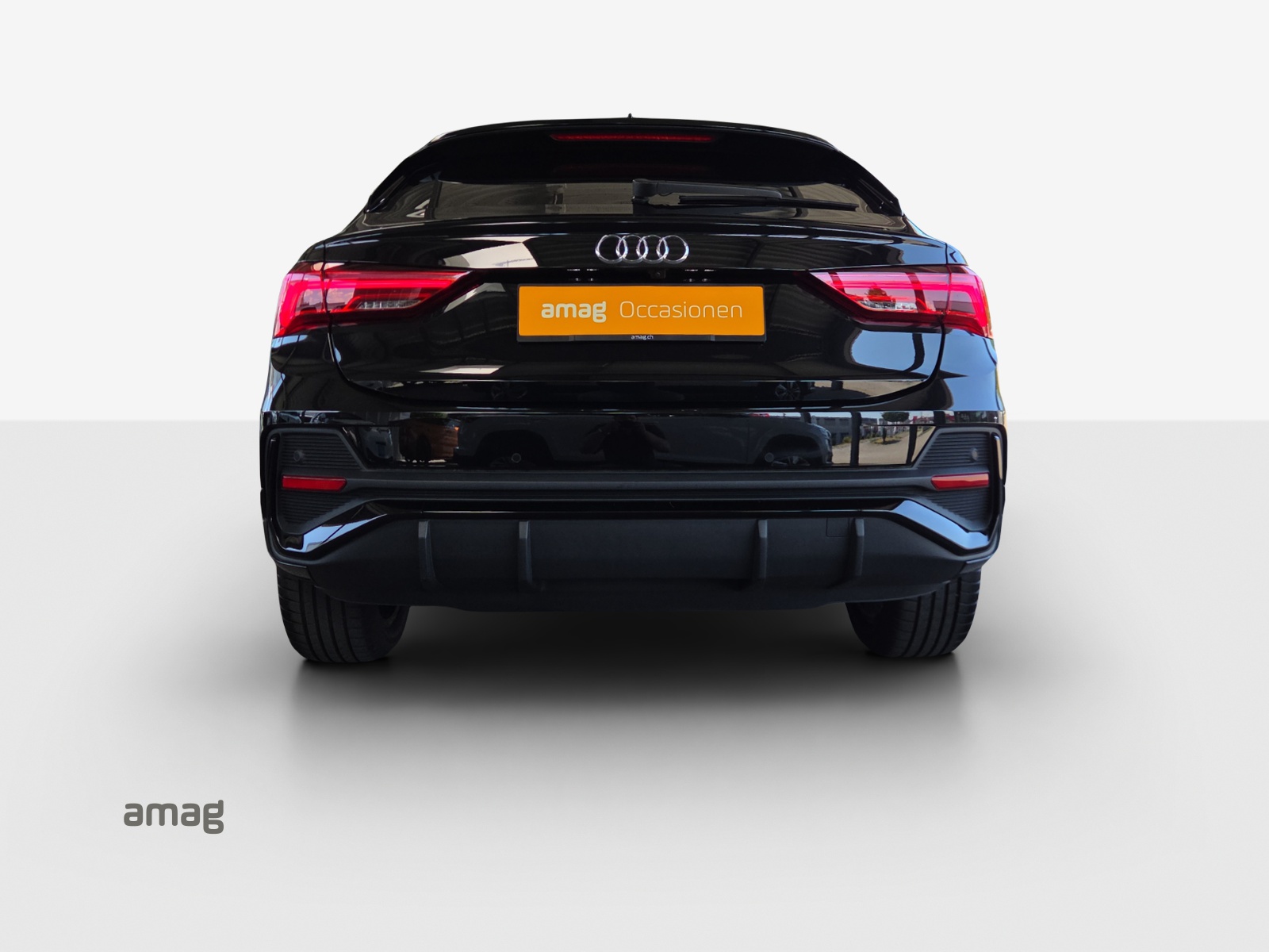 AUDI Q3 Sportback 35 TFSI S line Attraction S-tronic-image-3