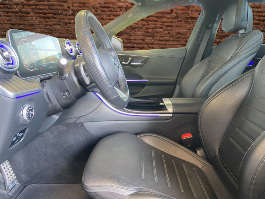 MERCEDES-BENZ C 200 T 4Matic AMG Line-image-10
