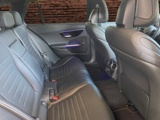 MERCEDES-BENZ C 200 T 4Matic AMG Line-image-12