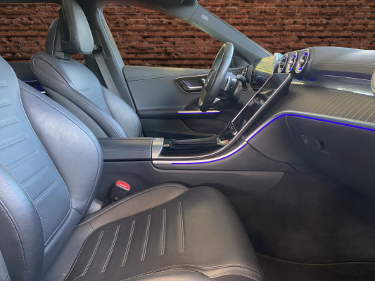MERCEDES-BENZ C 200 T 4Matic AMG Line-image-11