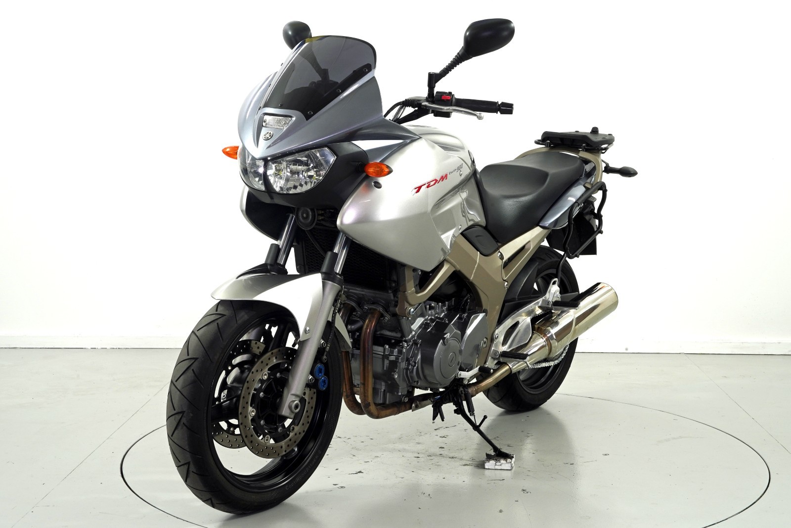 YAMAHA TDM900-showroom-element-2