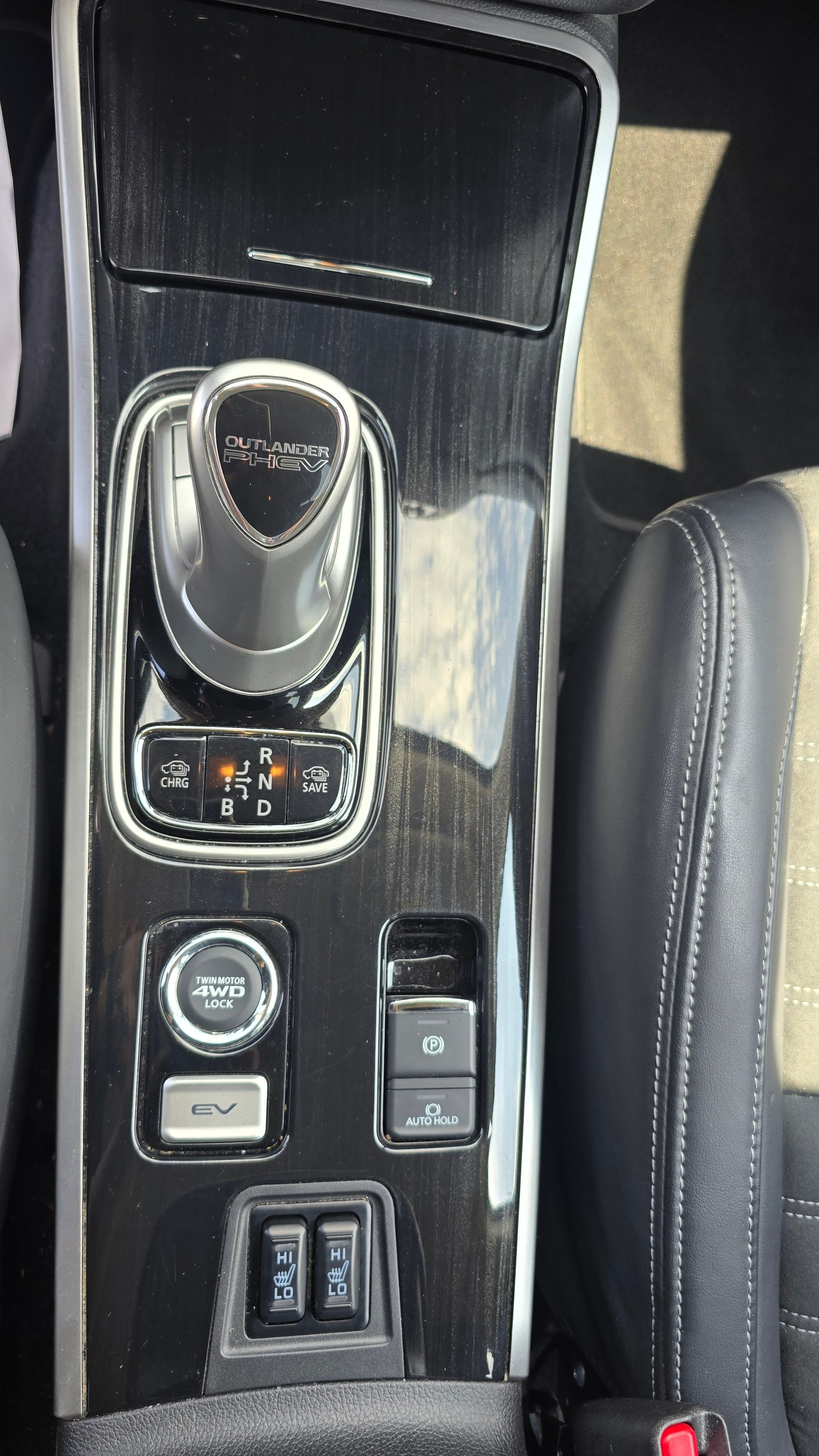 MITSUBISHI Outlander 2.0 PHEV Style 4WD Automatic-image-16