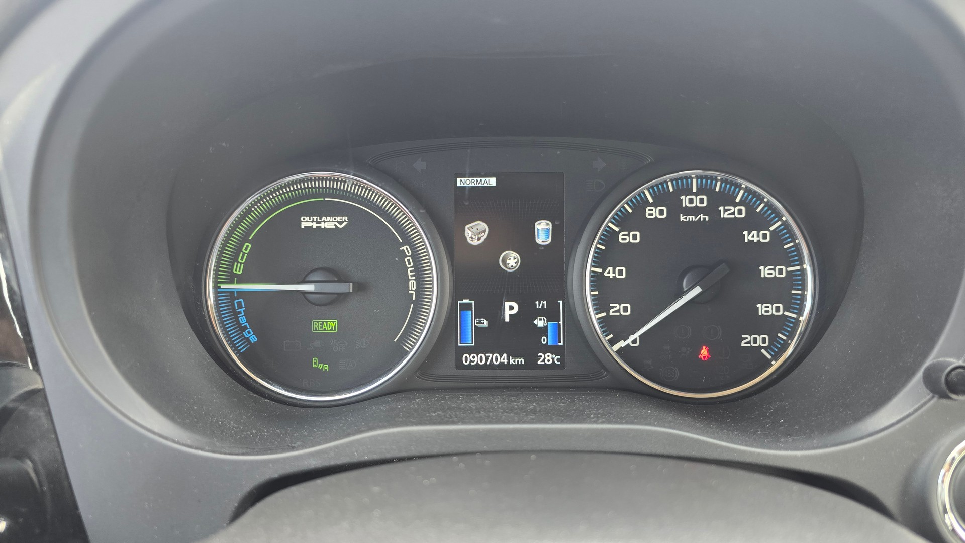 MITSUBISHI Outlander 2.0 PHEV Style 4WD Automatic-image-19