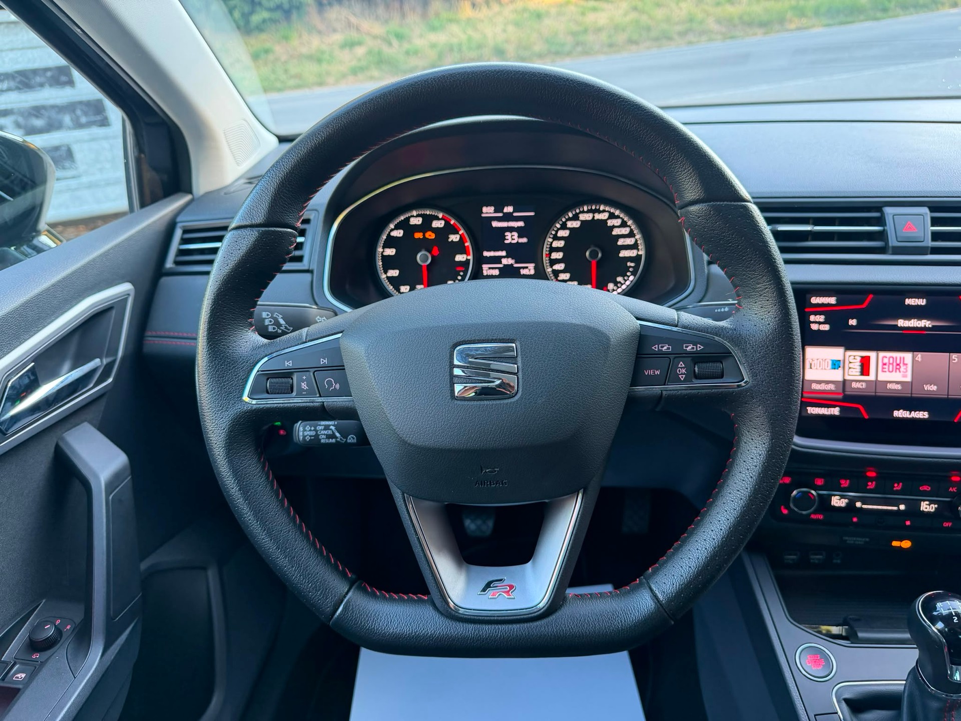 SEAT Ibiza 1.5 TSI EVO FR-image-5