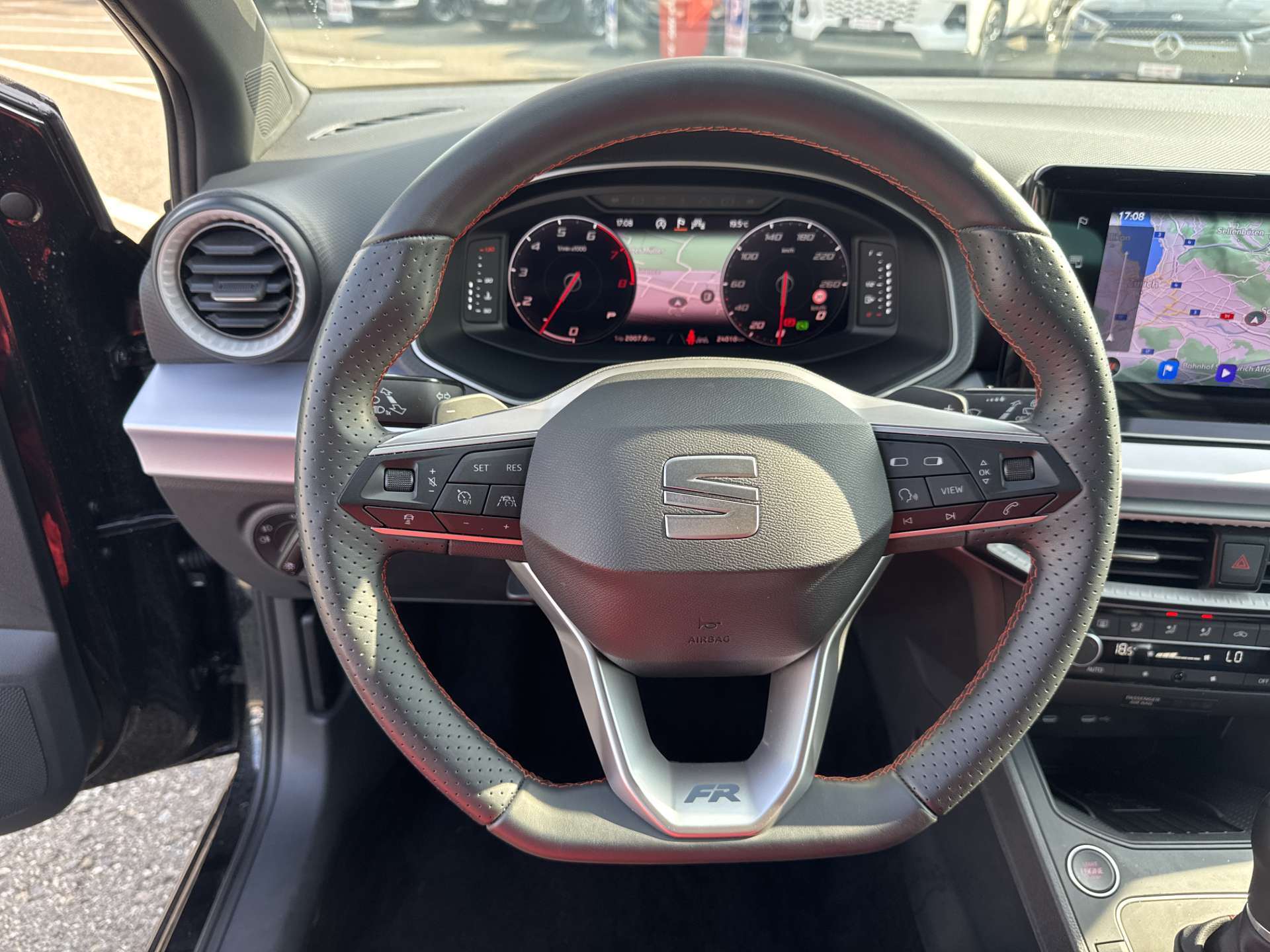 SEAT Ibiza 1.0 EcoTSi FR DSG-Automat-image-15