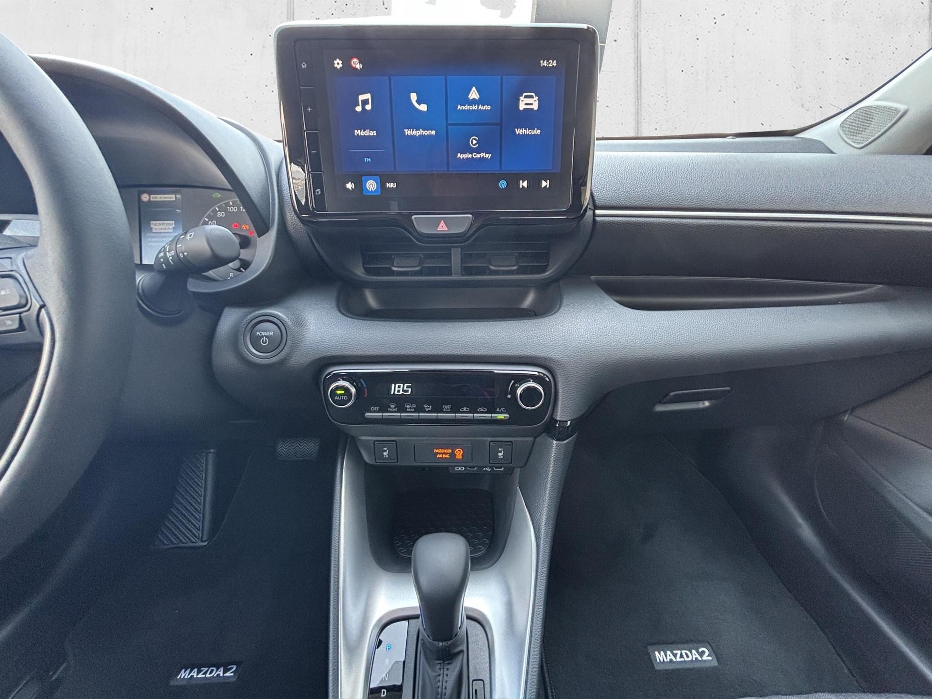 MAZDA 2 1.5 Hybrid Exclusive-Line-image-13