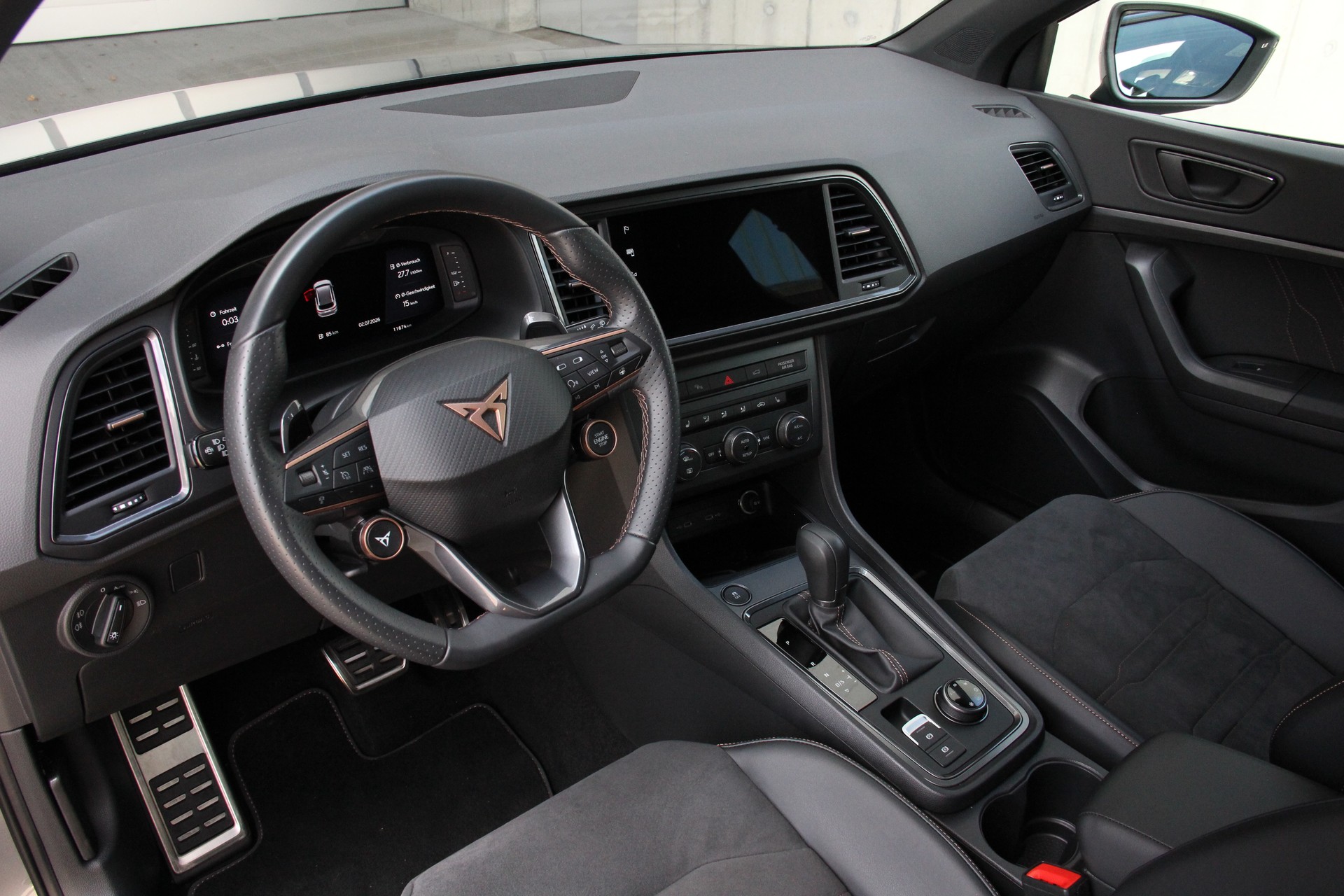 CUPRA Ateca 2.0TSI VZ 4Drive DSG **ANHÄNGERKUPPLUNG** ASSISTENTENZ-PAKET-XL-image-8