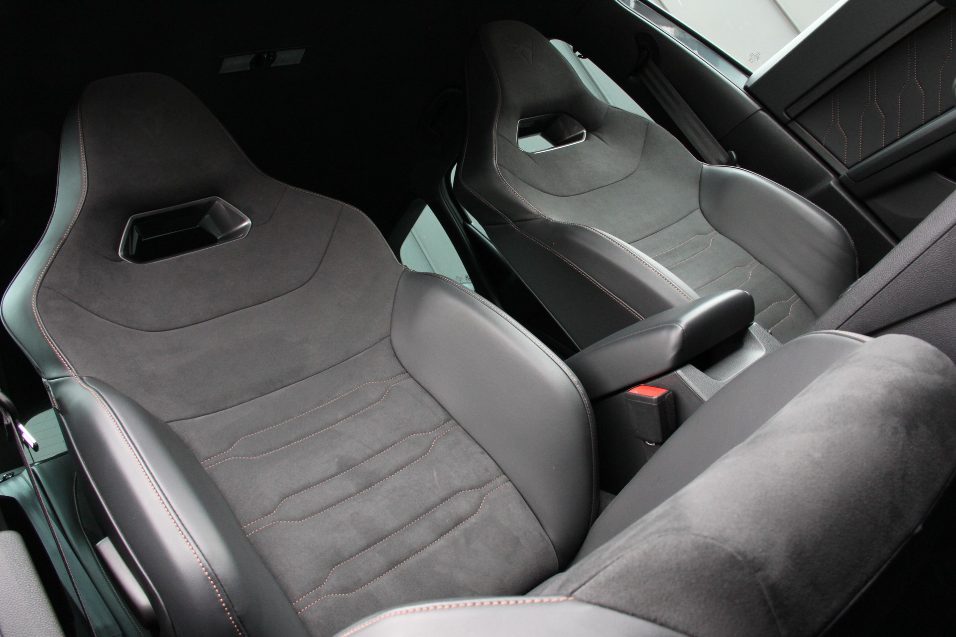 CUPRA Ateca 2.0TSI VZ 4Drive DSG **ANHÄNGERKUPPLUNG** ASSISTENTENZ-PAKET-XL-image-7