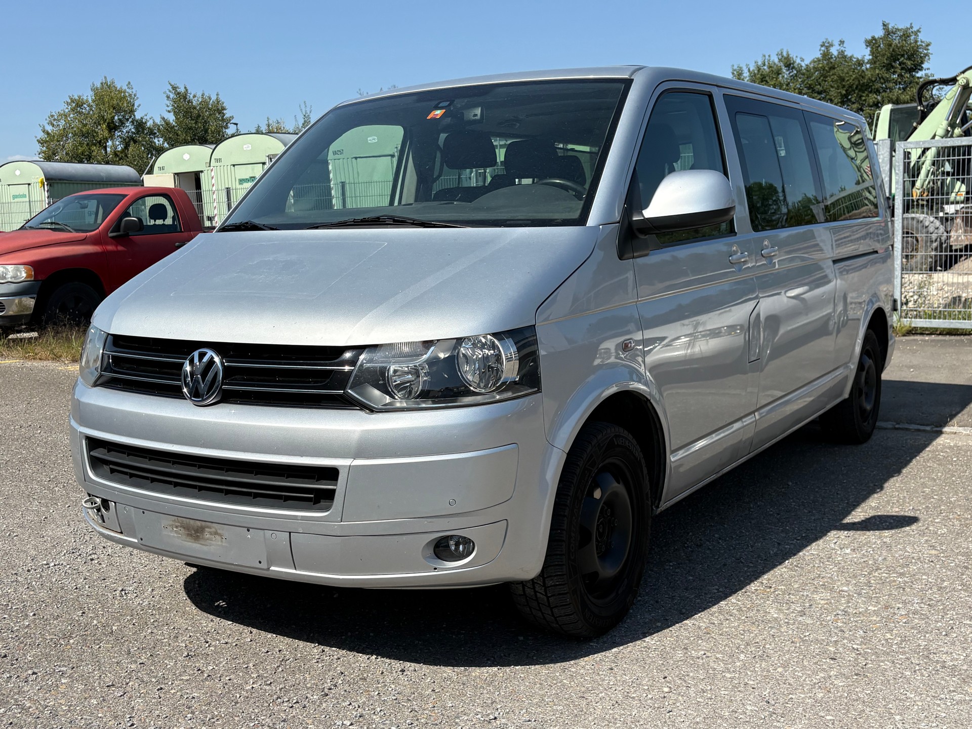 VW T5 Caravelle Comfortline 2.0 TDI DSG-image-0