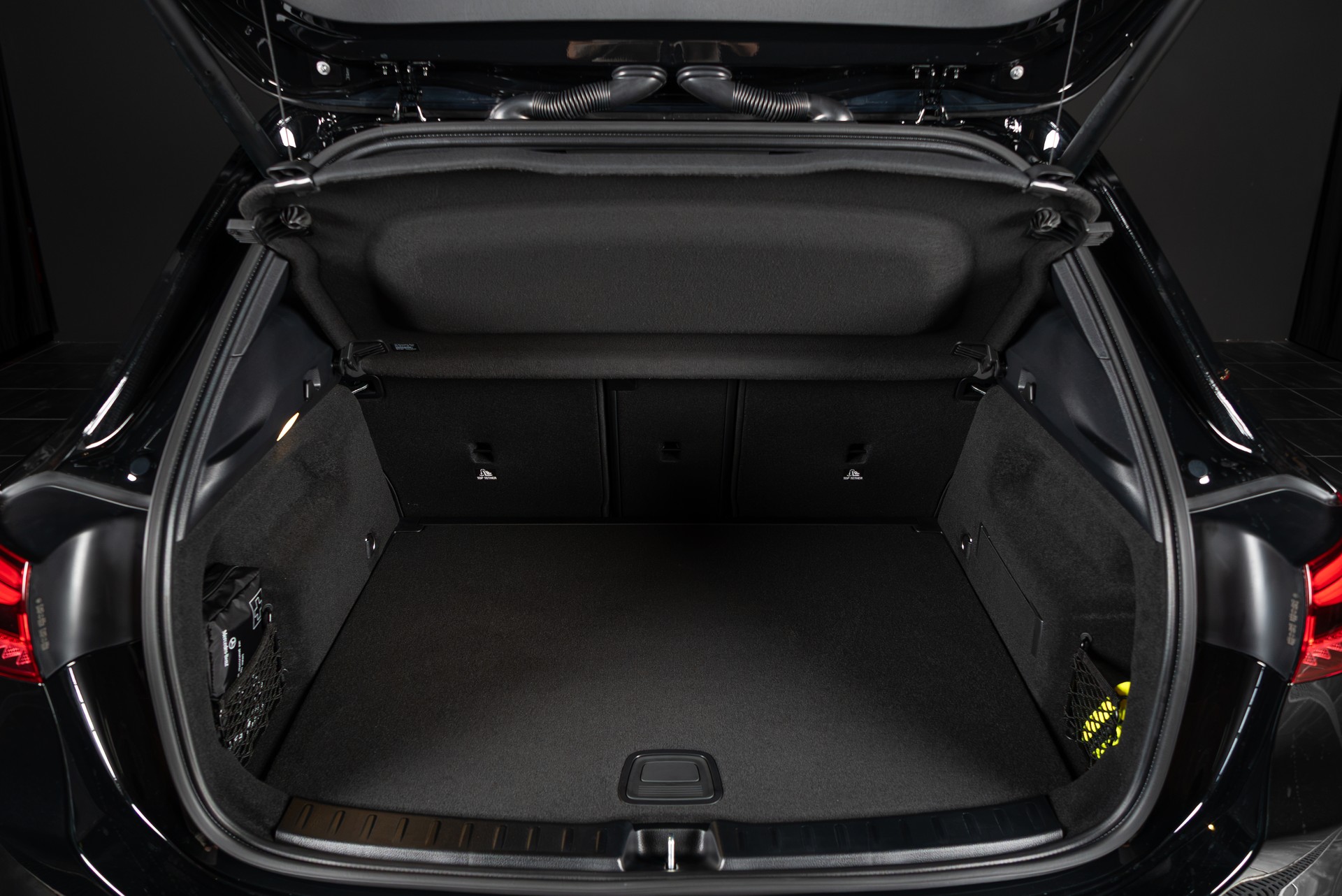 MERCEDES-BENZ GLA 250 4Matic 8G-DCT Swiss Star-image-14
