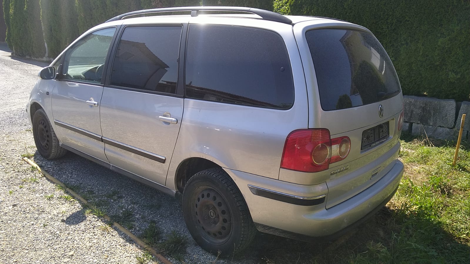 VW Sharan 1.9 TDI Trendline-image-3