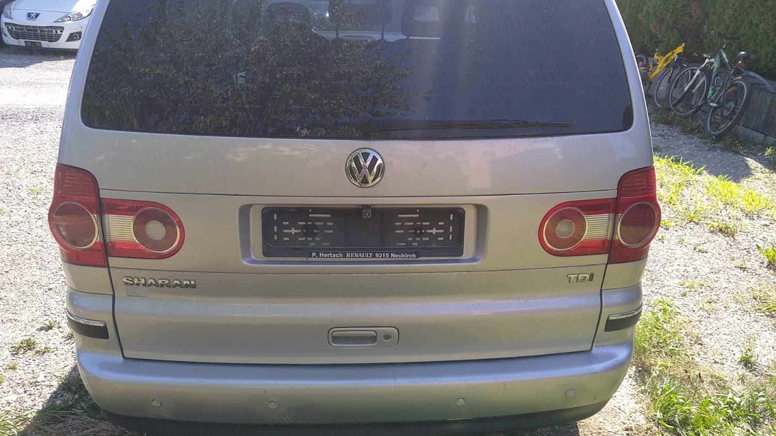VW Sharan 1.9 TDI Trendline-image-4
