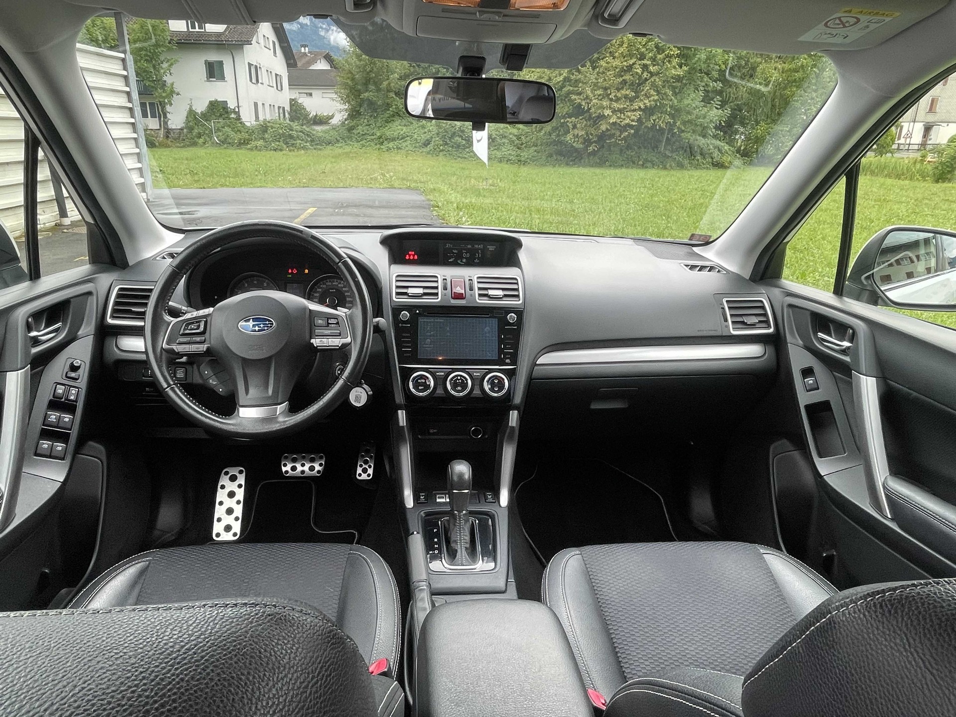 SUBARU Forester Station 2.0 XT Sport-image-12