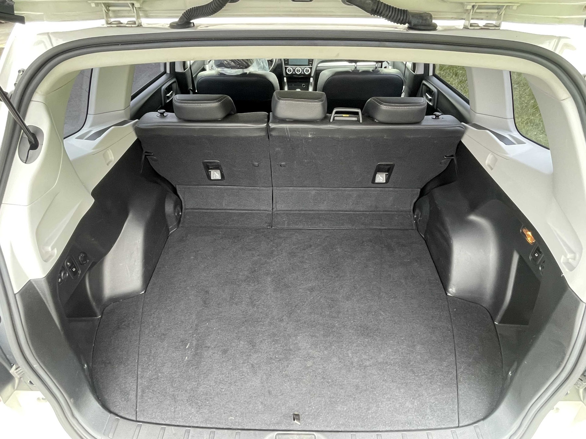 SUBARU Forester Station 2.0 XT Sport-image-14