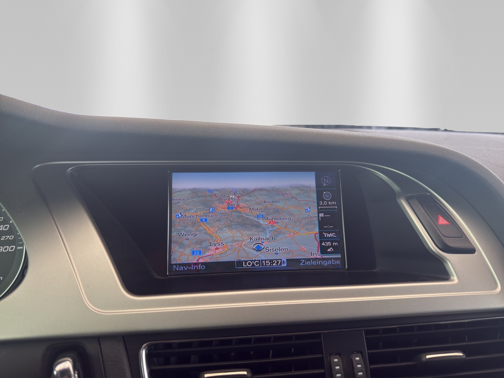 AUDI S4 Avant 3.0 TFSI quattro-image-9