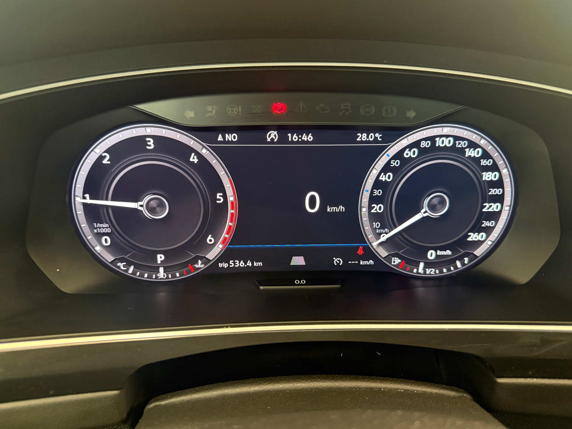 VW Tiguan 2.0 TDI SCR Highline 4Motion DSG Ab 330.- pro Monat AHK 2500KG-image-14