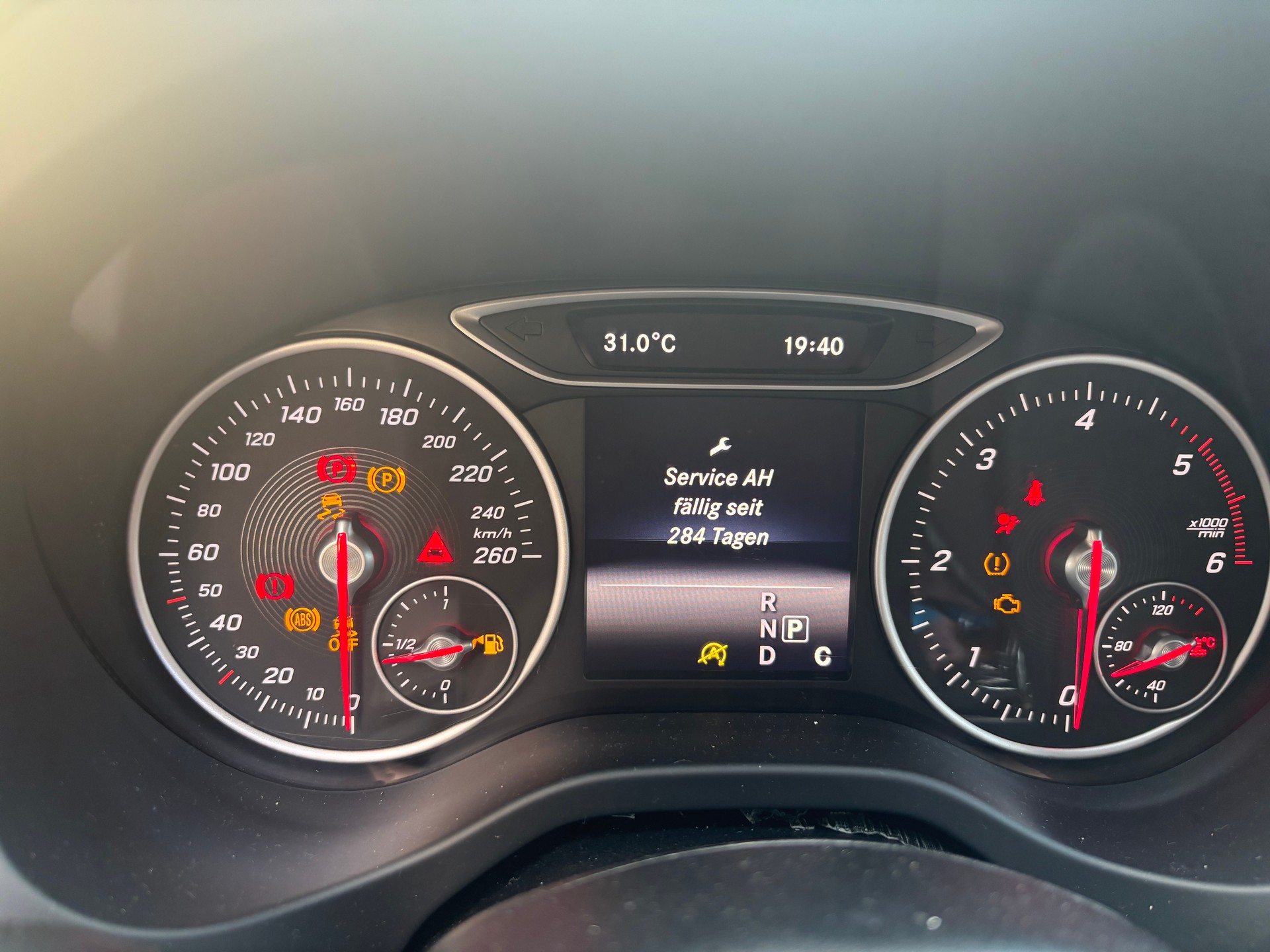 MERCEDES-BENZ A 200 CDI 4Matic 7G-DCT-image-10