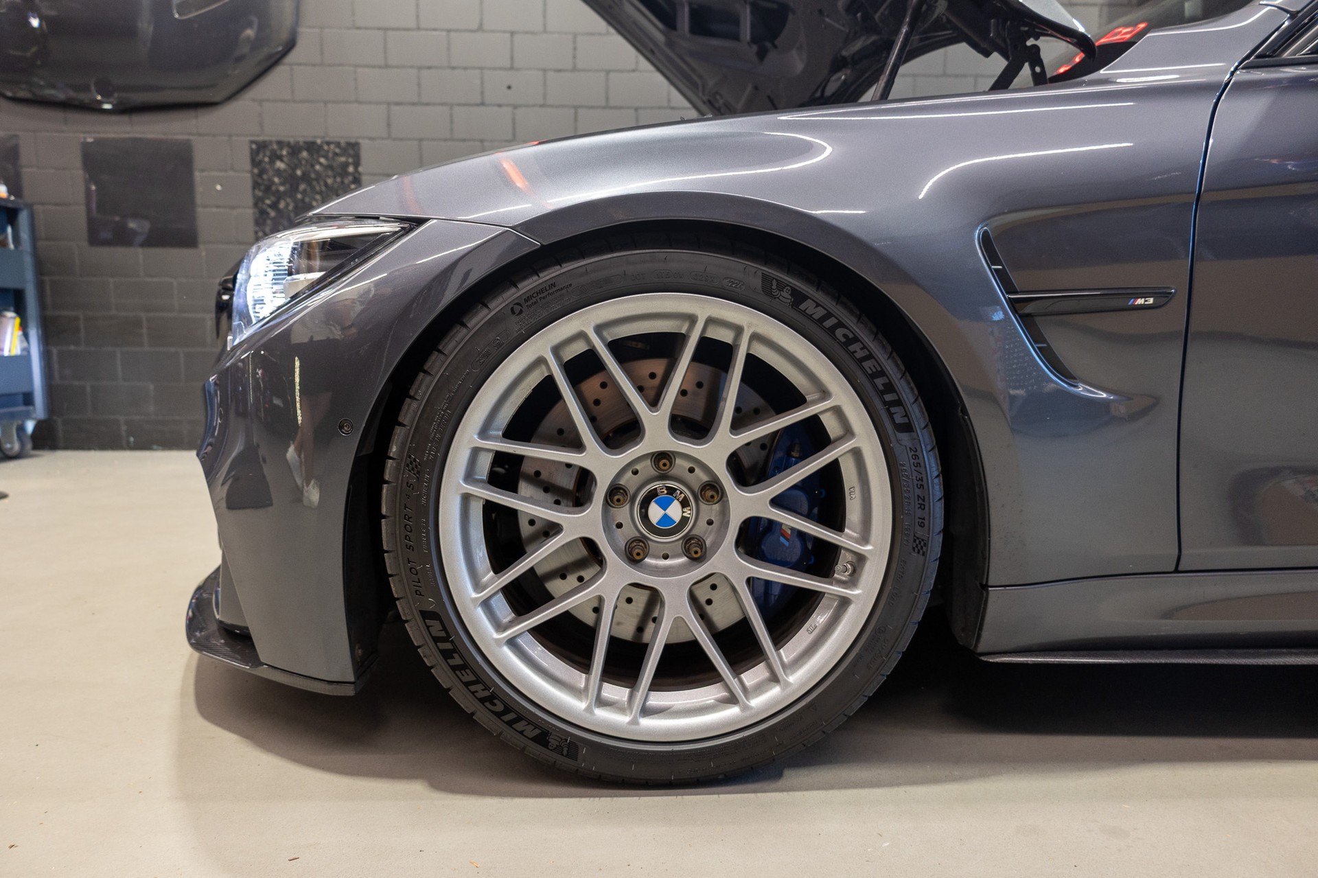 BMW M3 Competition Drivelogic-image-2