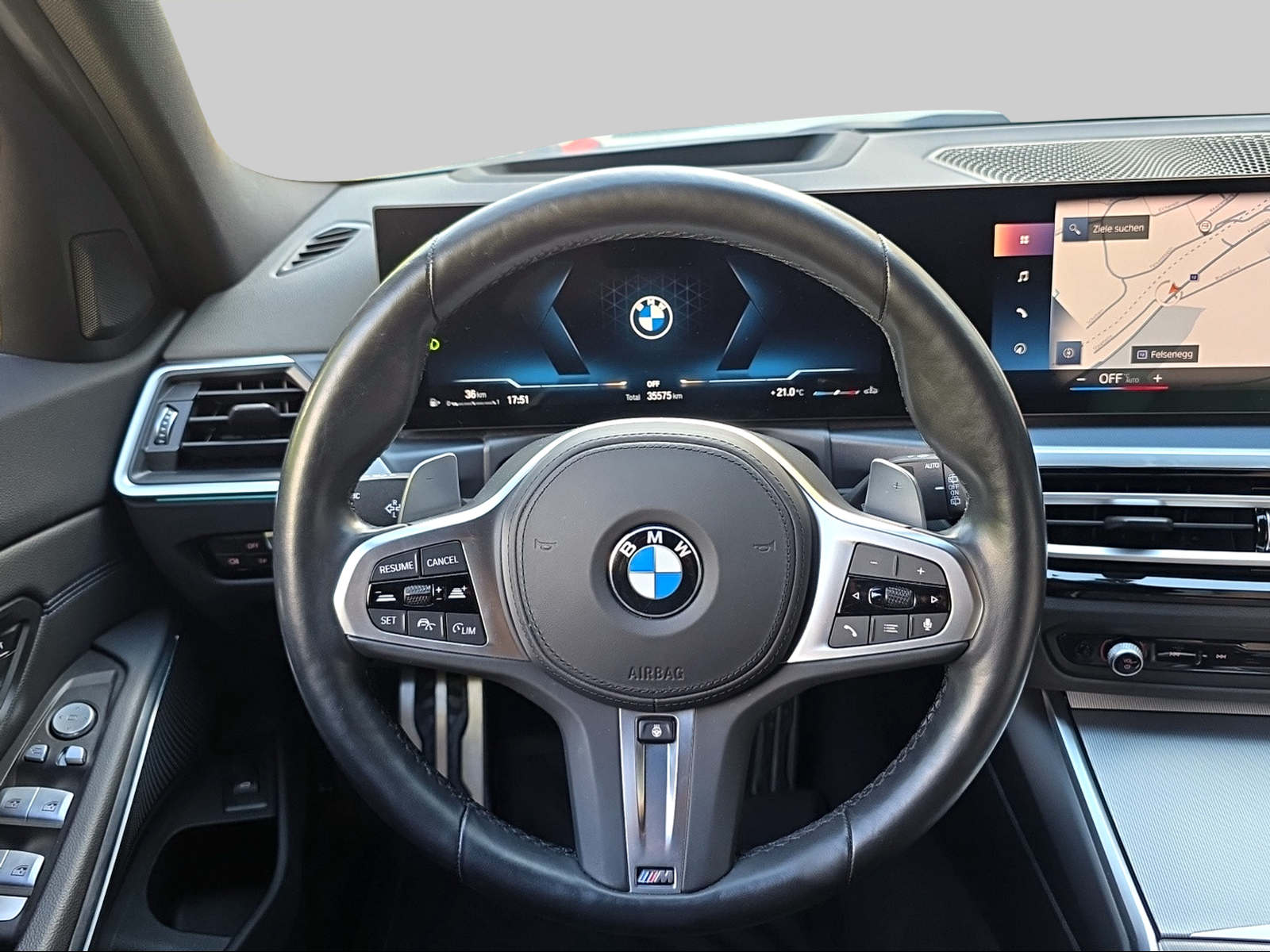 BMW 330i Touring xDrive Steptronic M Sport-image-11