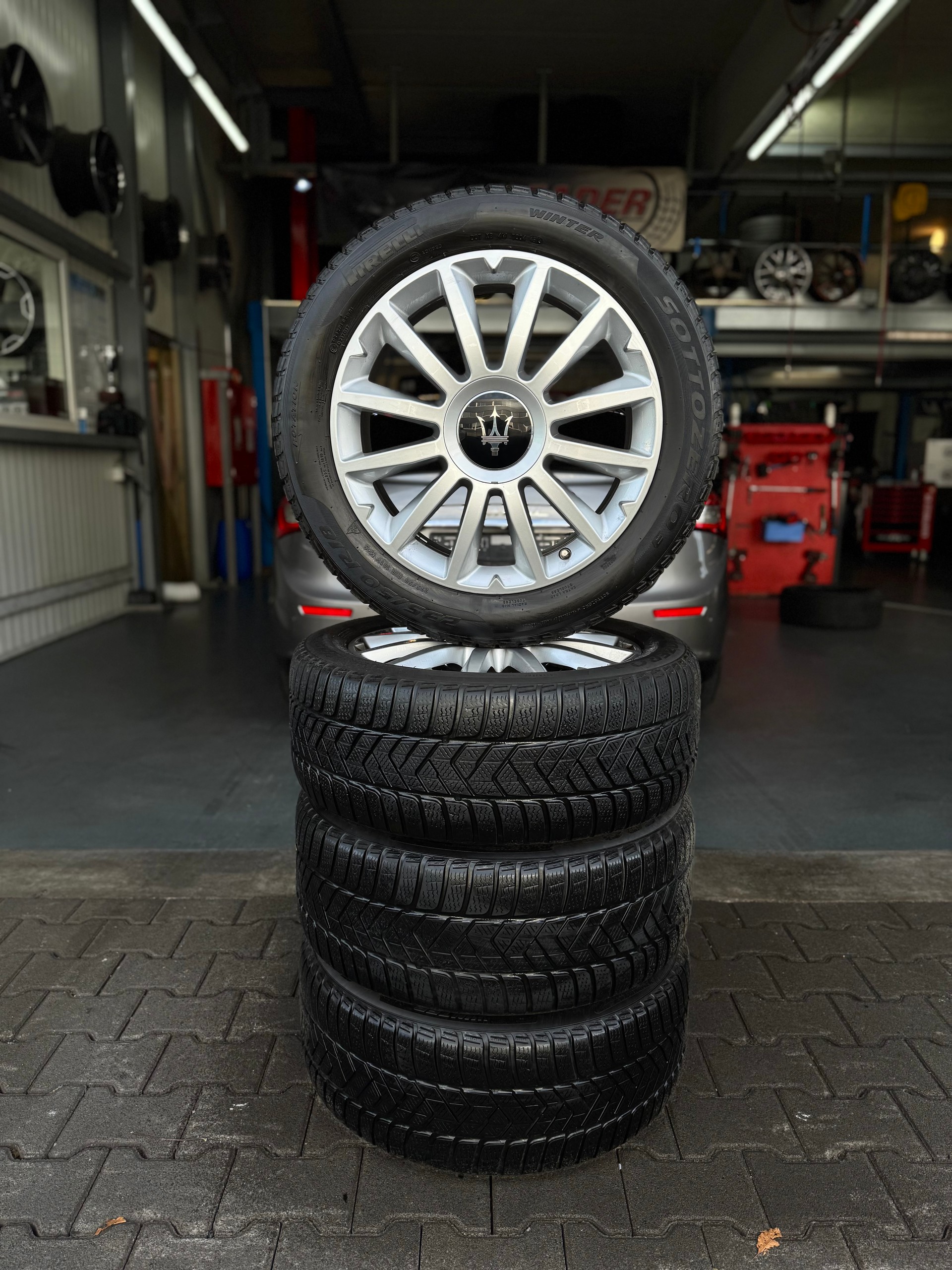 MASERATI Ghibli 3.0 V6 Automatica / ab MFK bei Verkauf-image-24