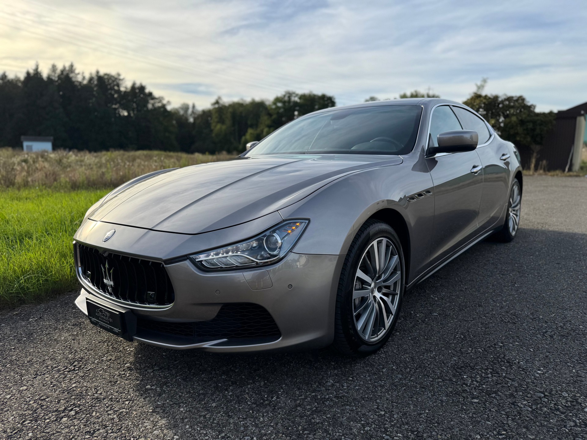 MASERATI Ghibli 3.0 V6 Automatica / ab MFK bei Verkauf-showroom-element-2