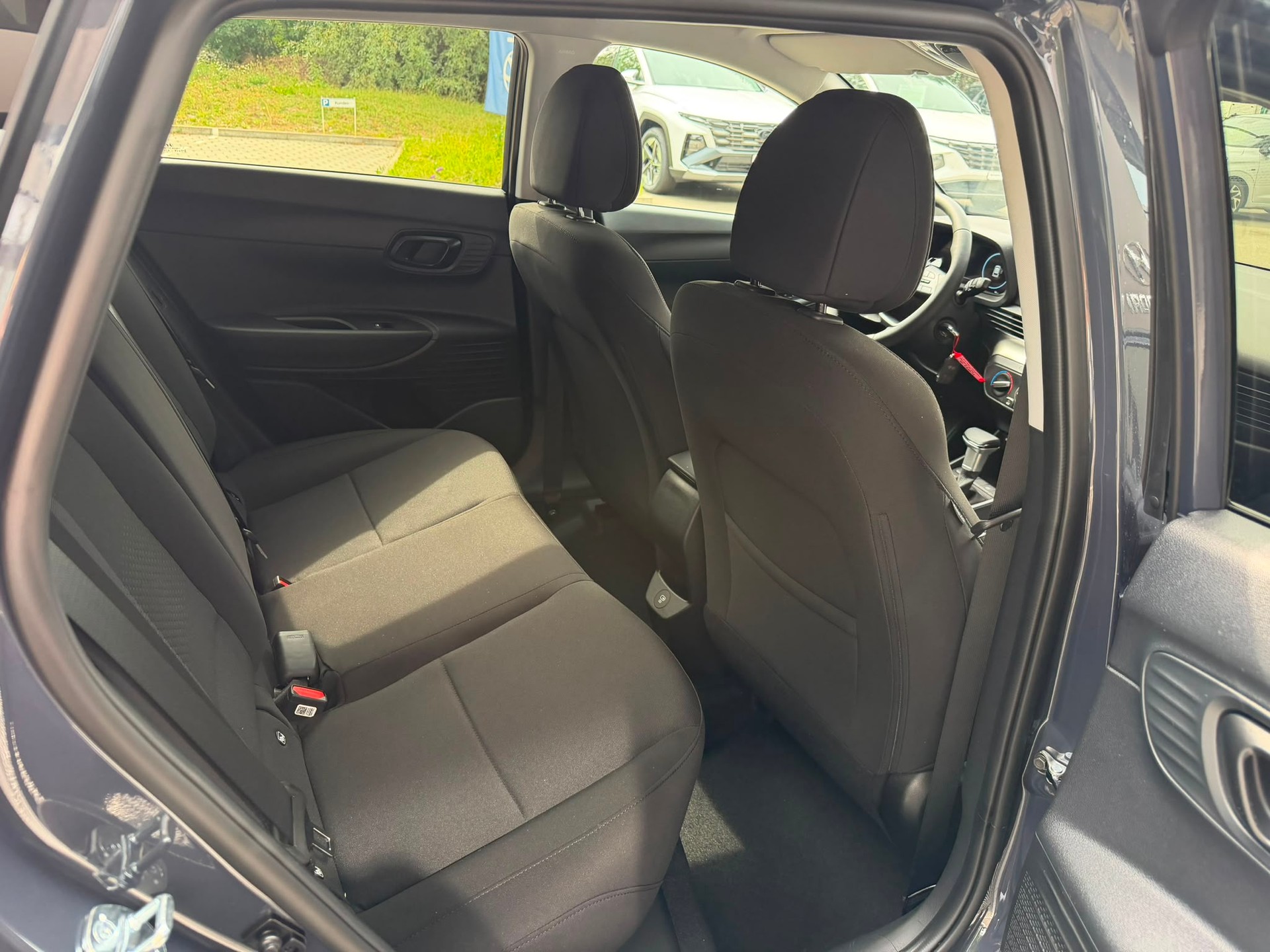 HYUNDAI i20 1.0 T-GDi Amplia GO! DCT-image-9