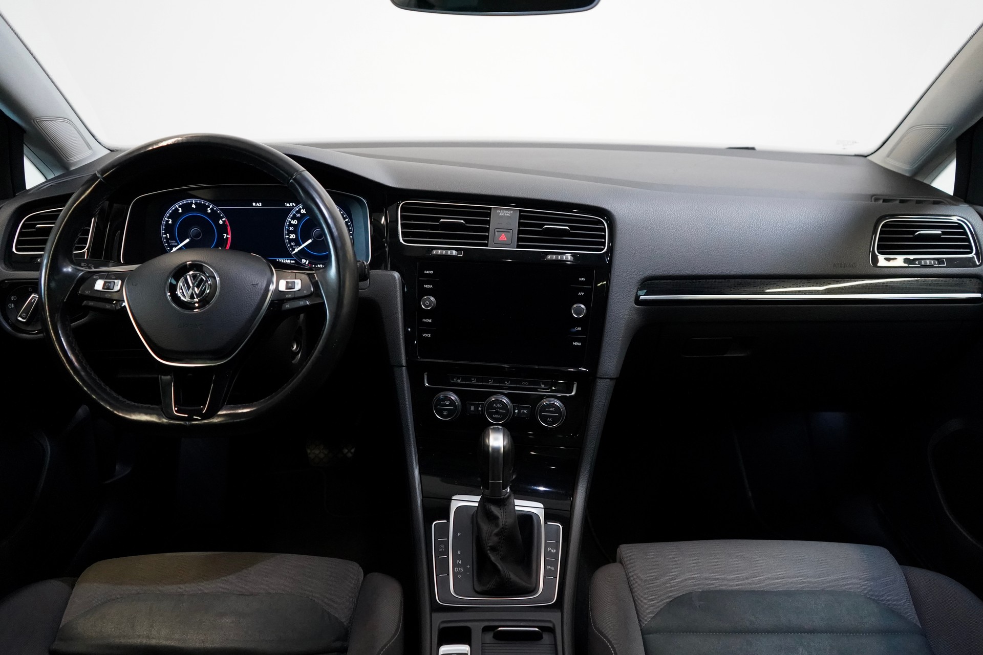 VW Golf 1.5 TSI EVO Highline DSG-image-7