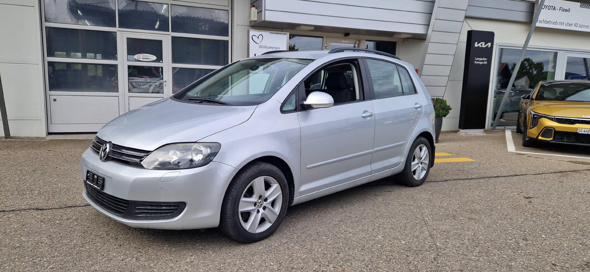 VW Golf Plus 2.0 TDI 140 CR Comfortline DSG-image-1