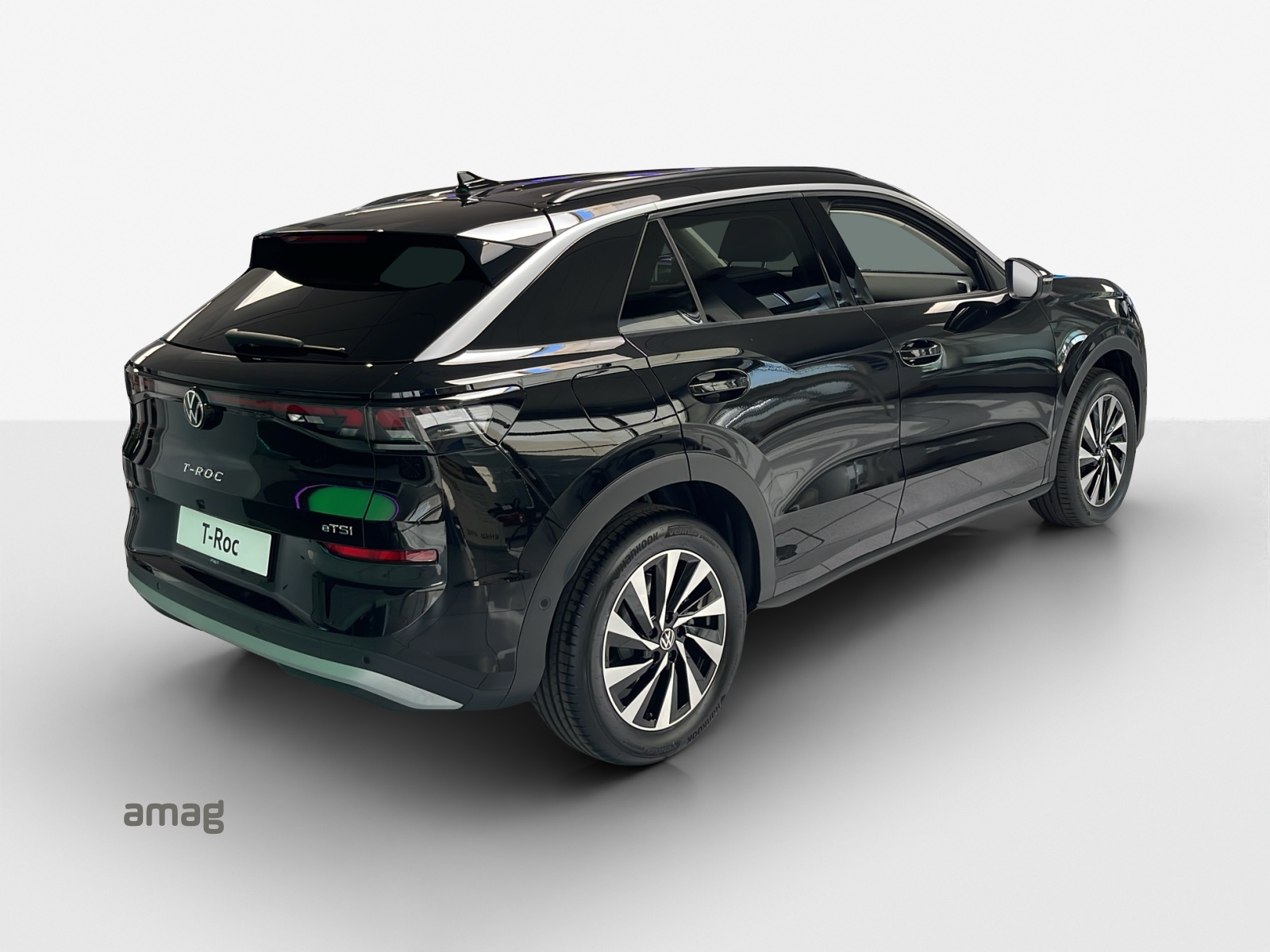 VW T-Roc 1.5 eTSI mHEV Life DSG-image-4