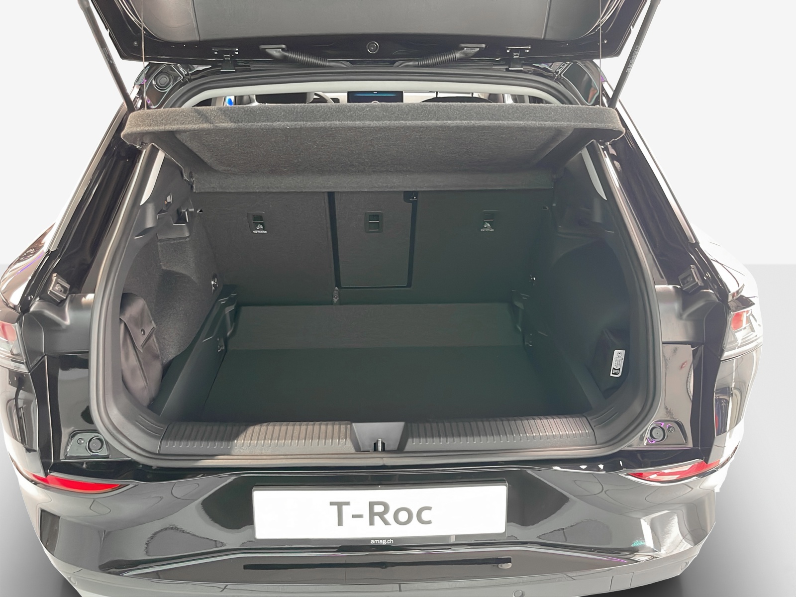 VW T-Roc 1.5 eTSI mHEV Life DSG-image-12