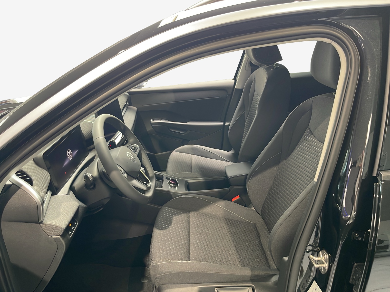 VW T-Roc 1.5 eTSI mHEV Life DSG-image-7