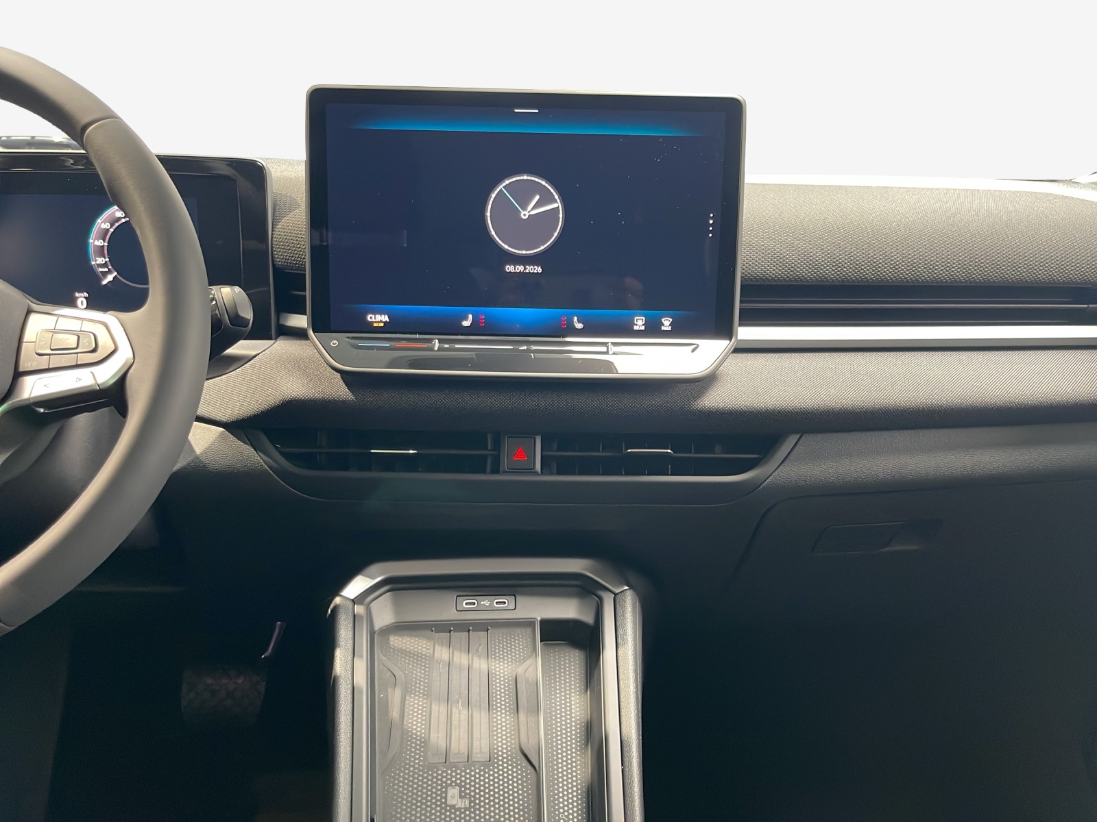 VW T-Roc 1.5 eTSI mHEV Life DSG-image-10