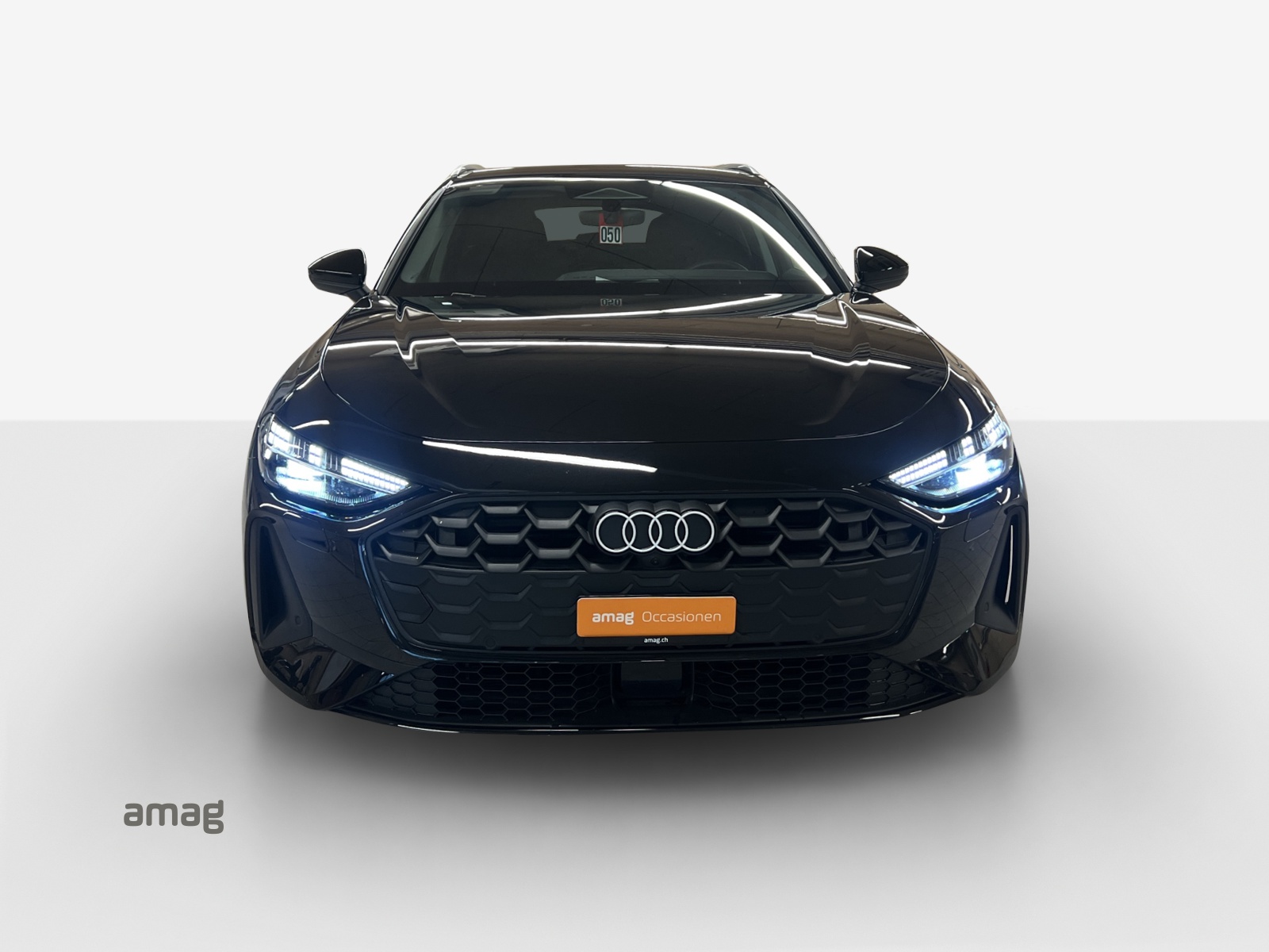 AUDI A5 Avant TDI quattro 150 kW Attraction S tronic-image-6