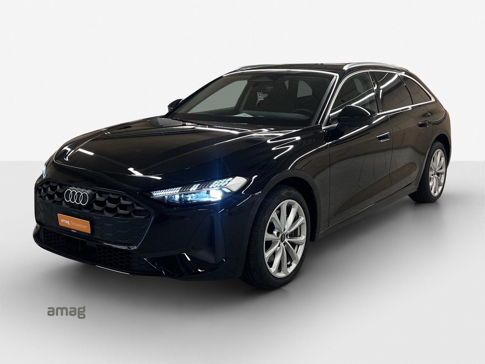 AUDI A5 Avant TDI quattro 150 kW Attraction S tronic-image-0