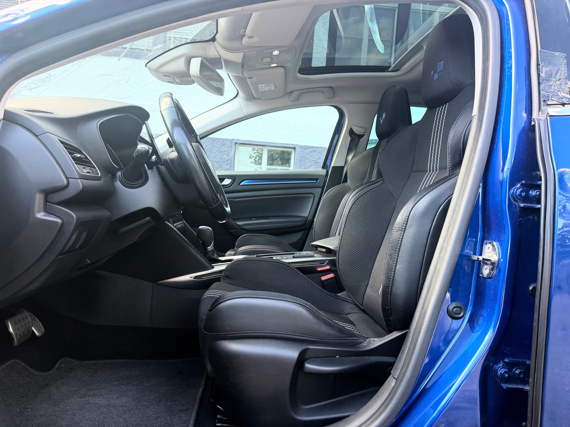 RENAULT Mégane Grandtour 1.6 16V Turbo GT EDC-image-8
