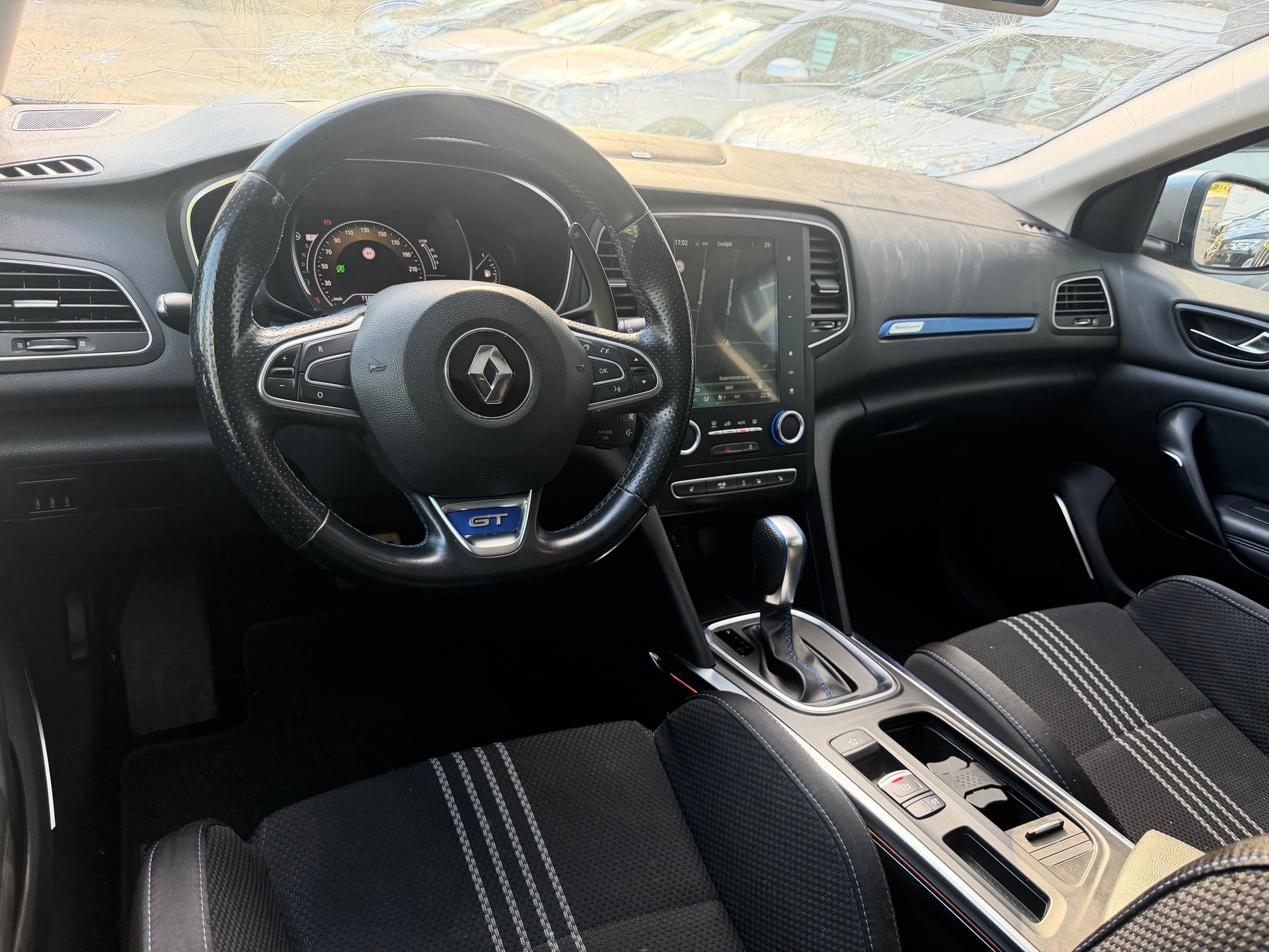 RENAULT Mégane Grandtour 1.6 16V Turbo GT EDC-image-11
