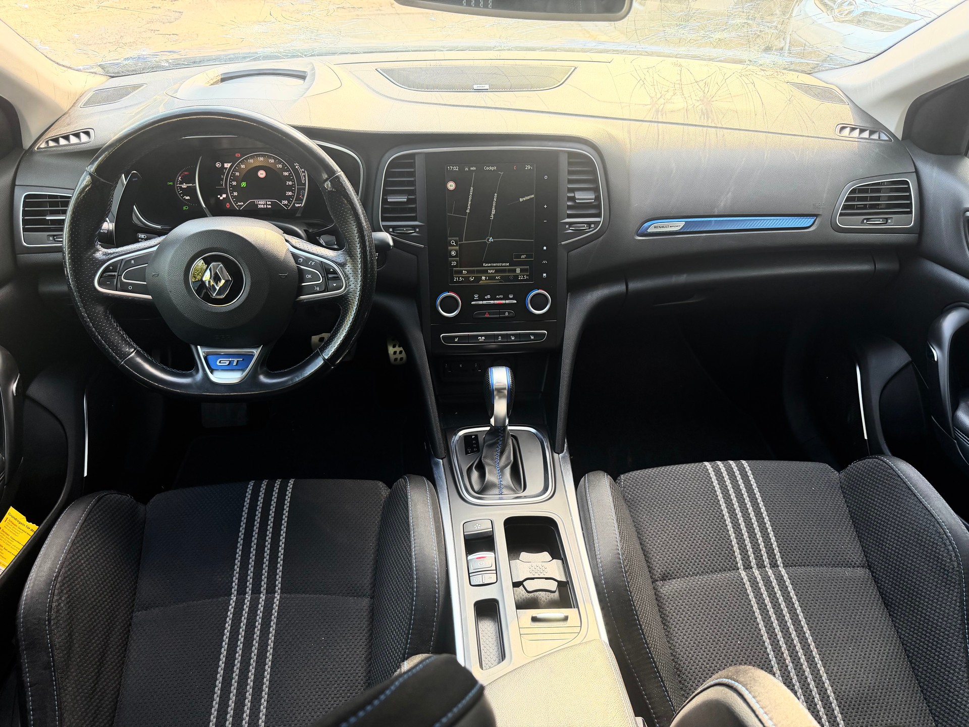 RENAULT Mégane Grandtour 1.6 16V Turbo GT EDC-image-10
