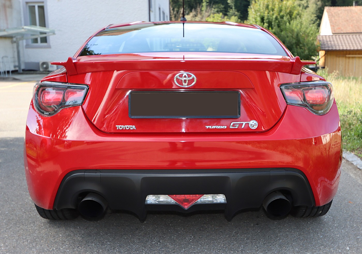 TOYOTA GT 86-image-3