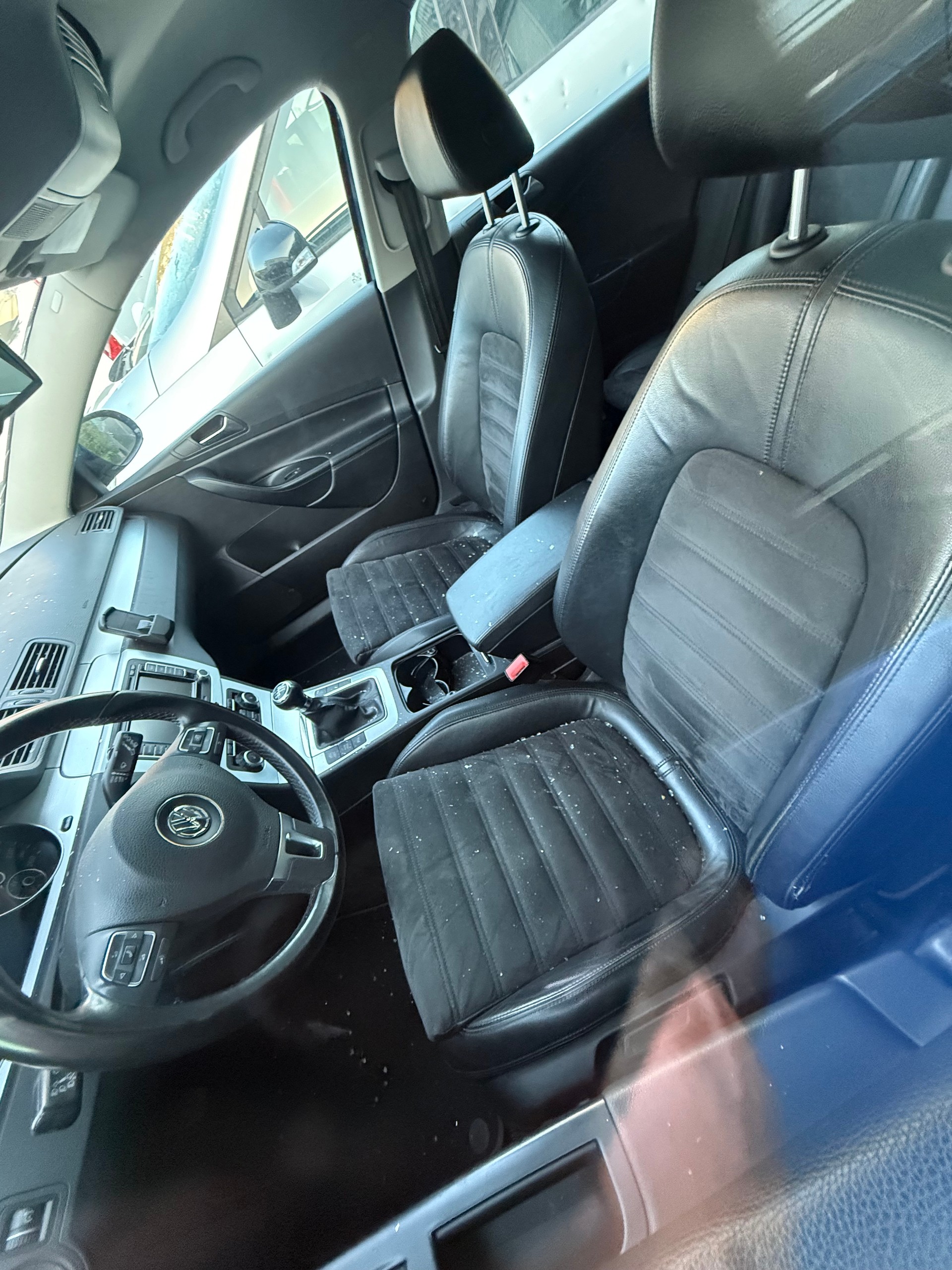 PEUGEOT 5008 2.0 HDI Business-image-5